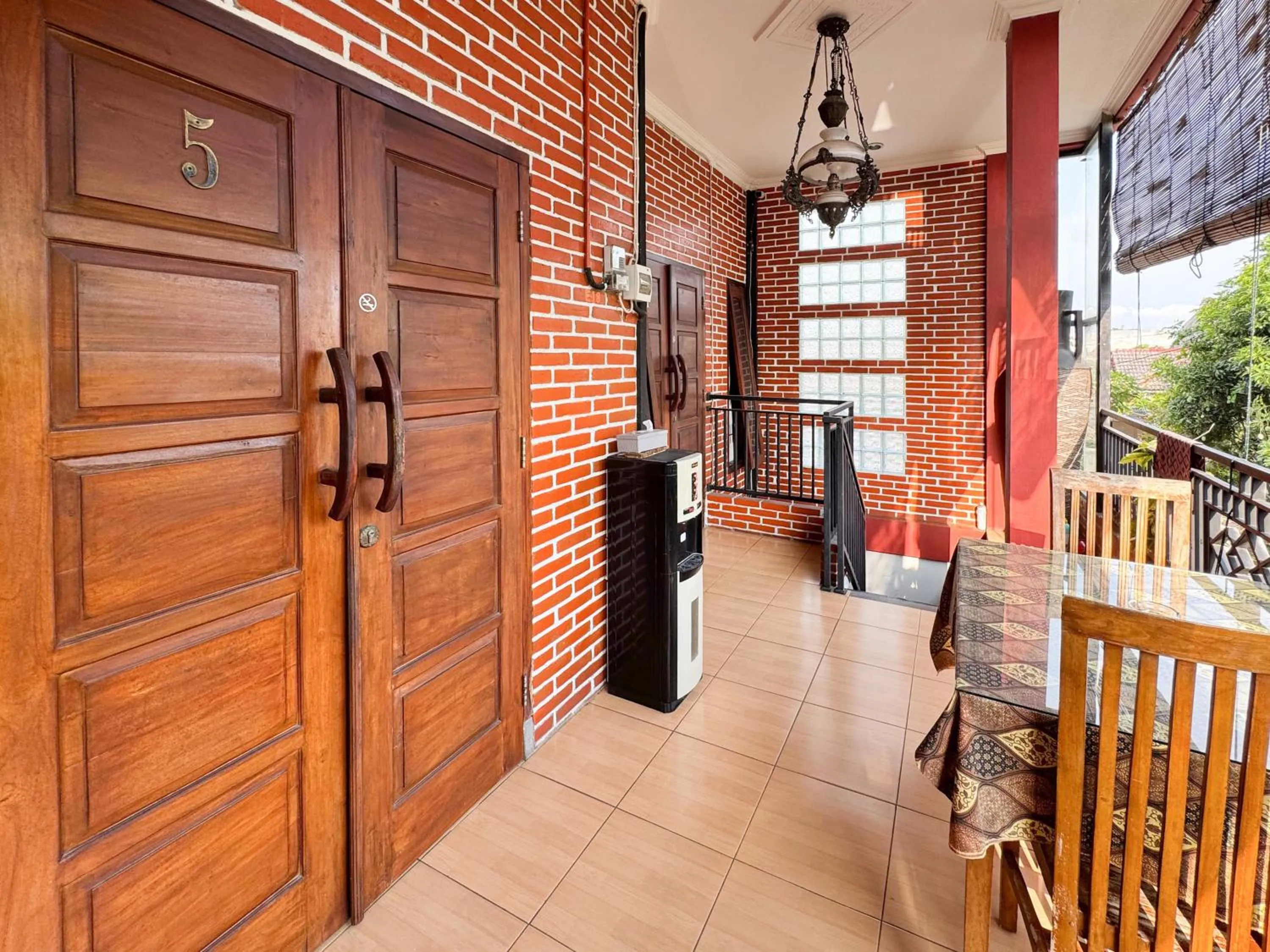 Seating area in Alam Citra BnB Mitra RedDoorz