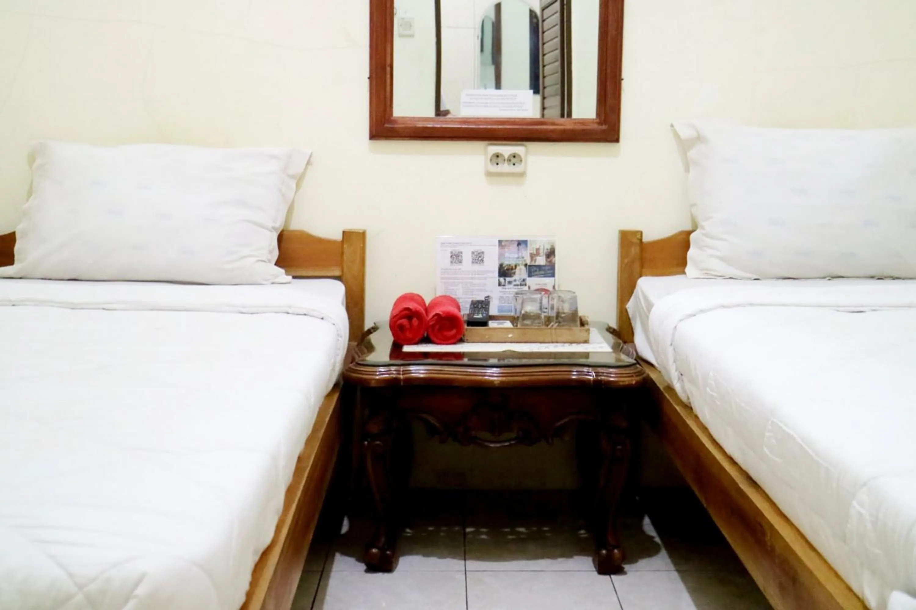 Bedroom, Bed in Alam Citra BnB Mitra RedDoorz