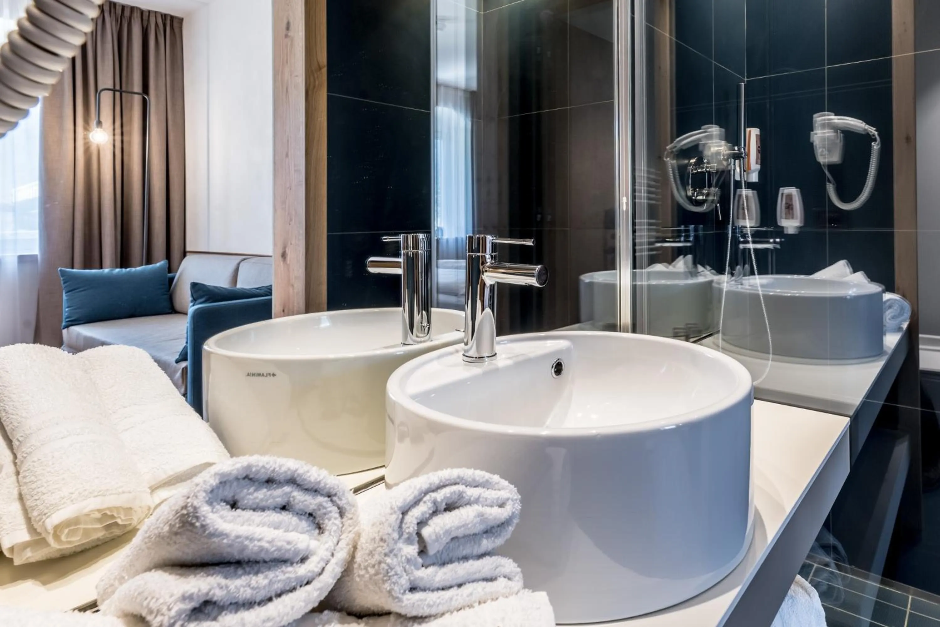 Bathroom in Good Life Hotel Garden - Private Spa and Pool