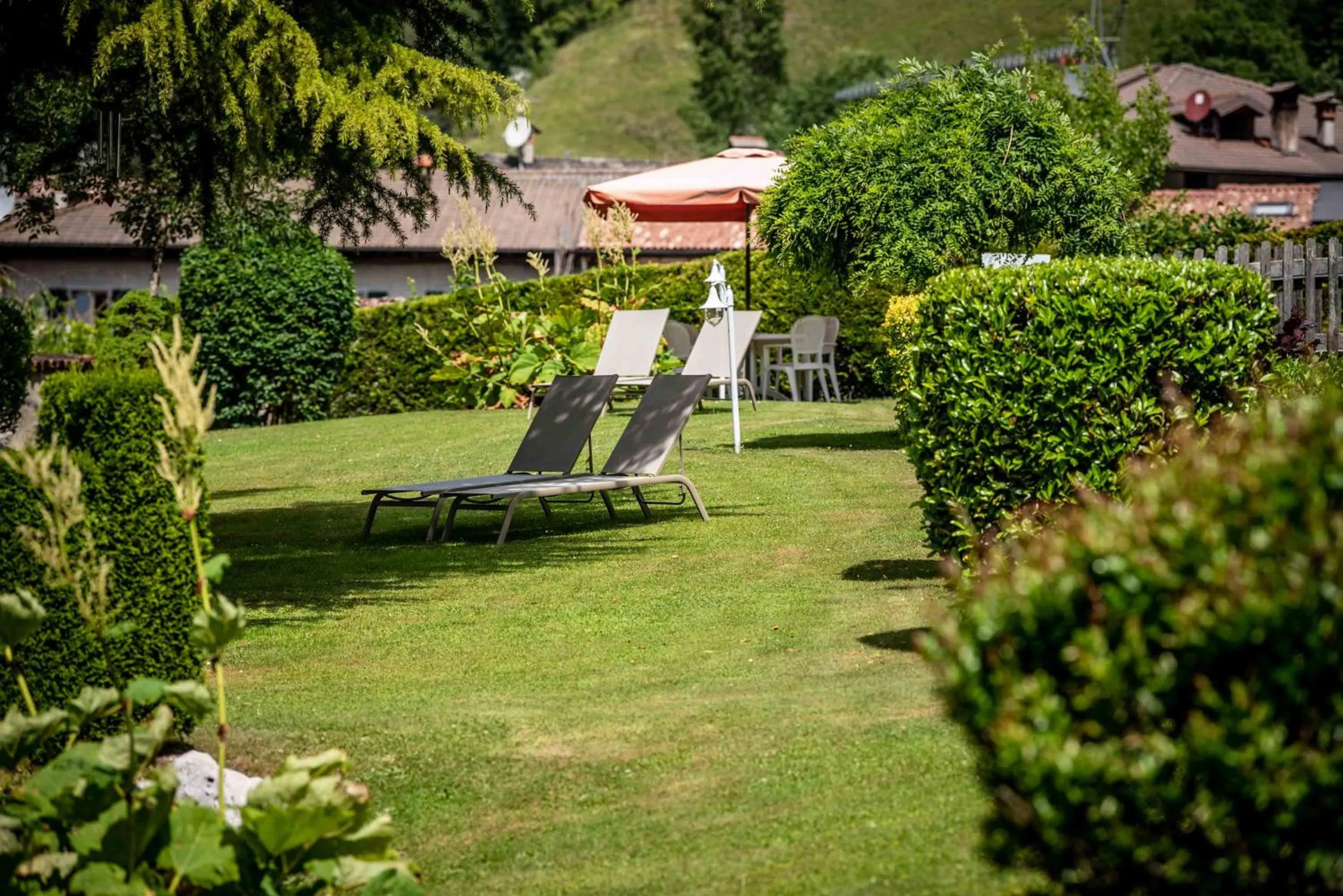 Garden in Good Life Hotel Garden - Private Spa and Pool
