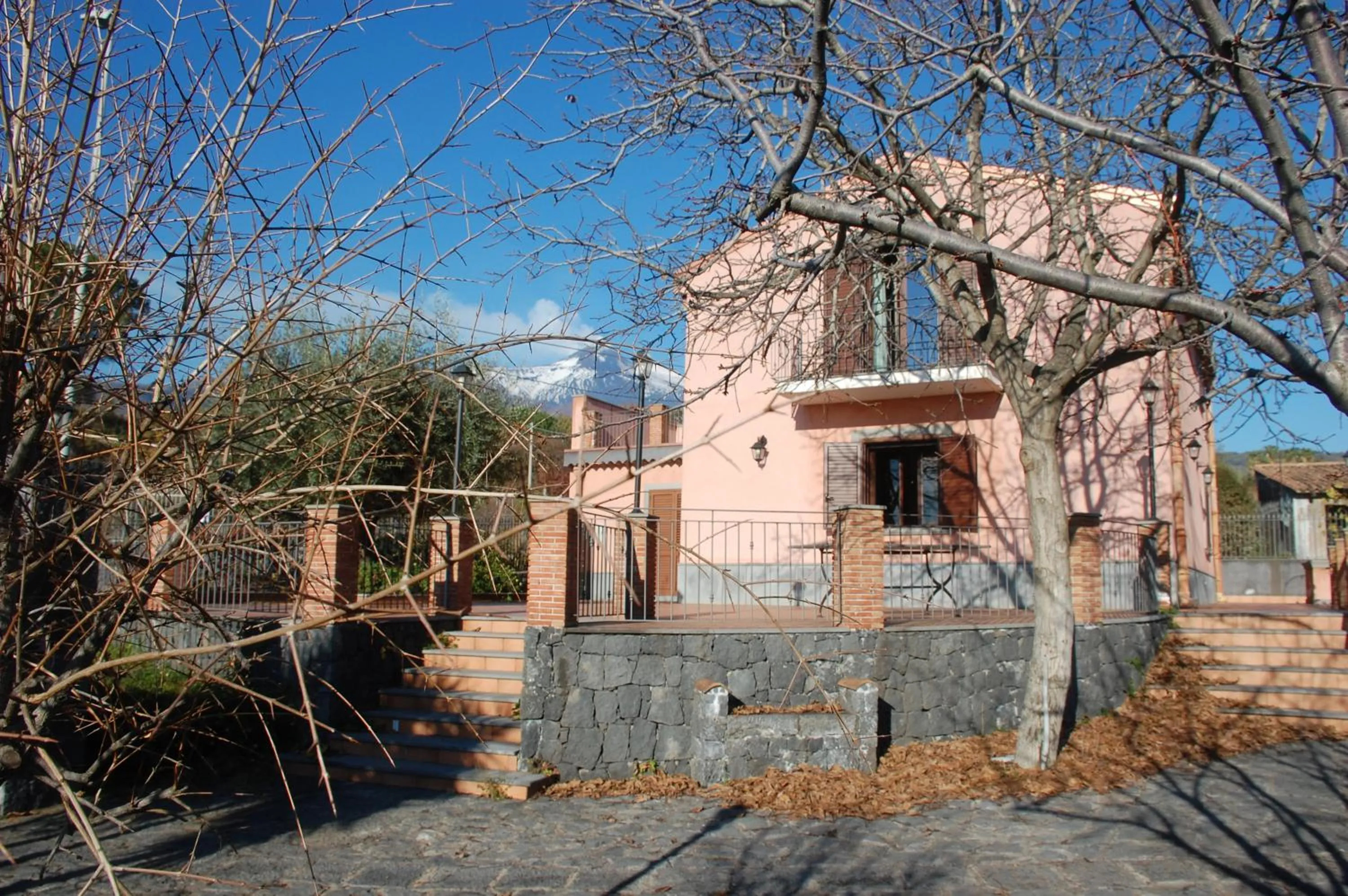 Property building in Casa Farlazzo