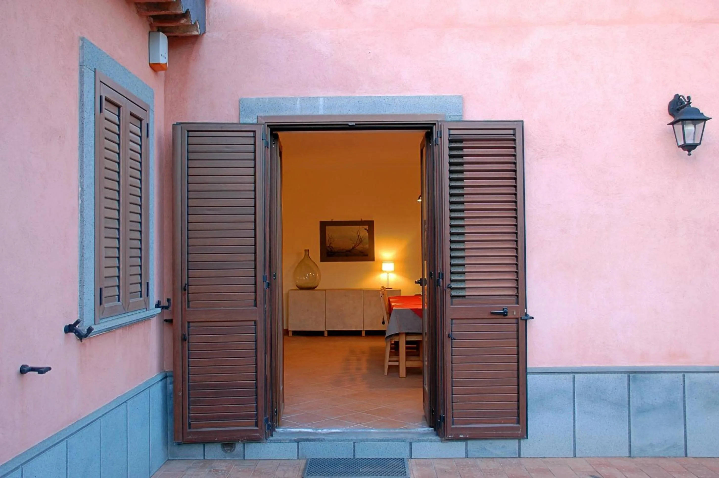 Facade/entrance in Casa Farlazzo