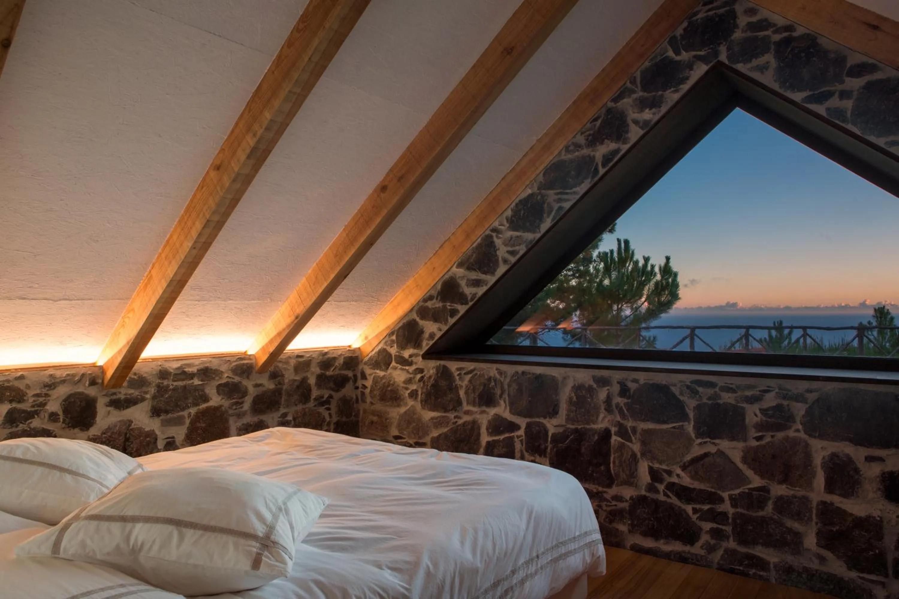 Bed in Palheiros do Serrado by Real Vision