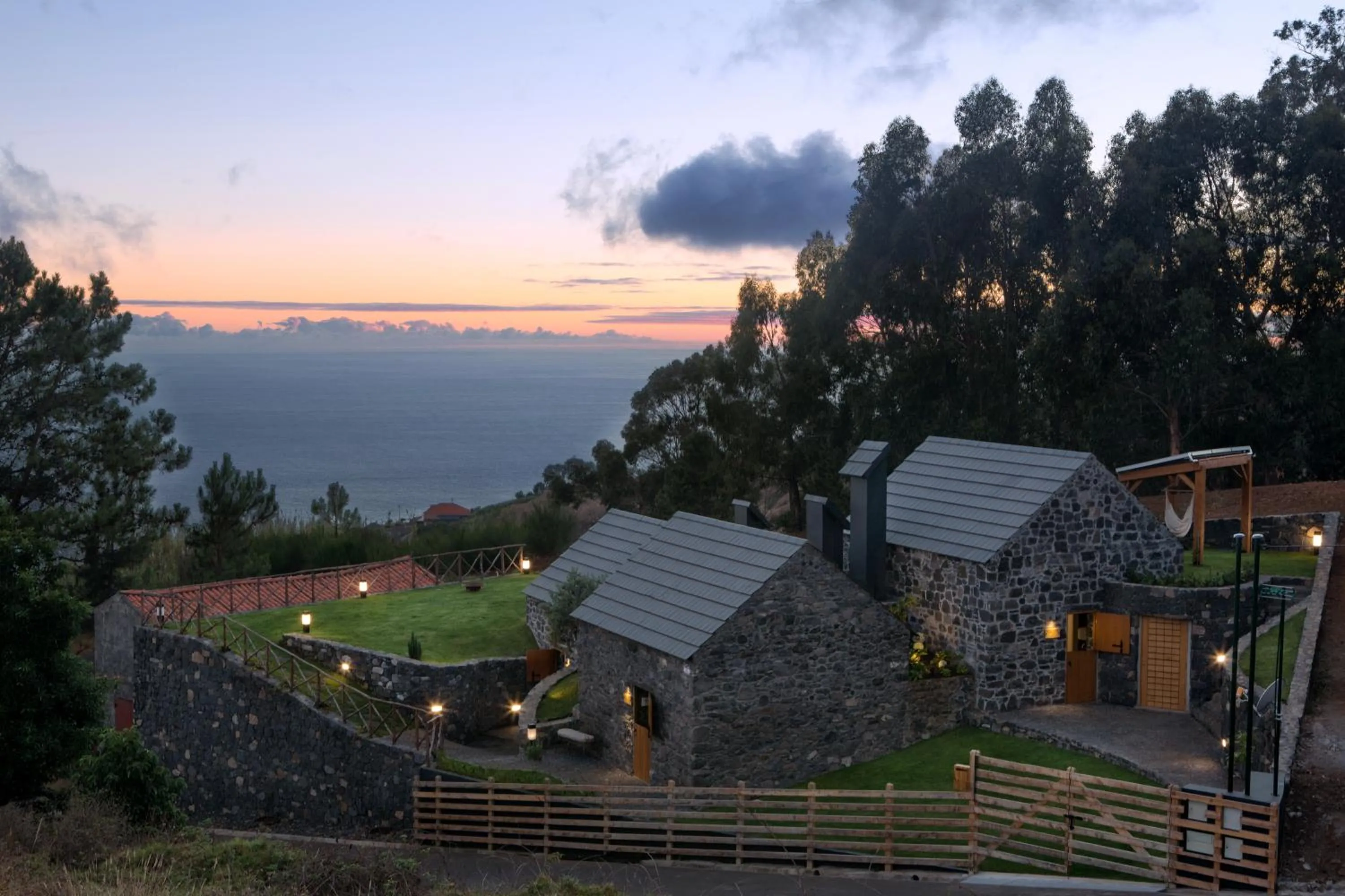 Property building in Palheiros do Serrado by Real Vision