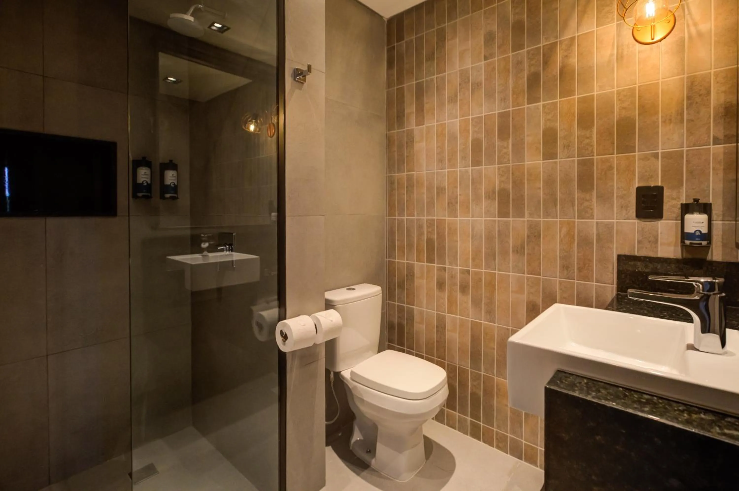 Bathroom in Slaviero Ponta Grossa