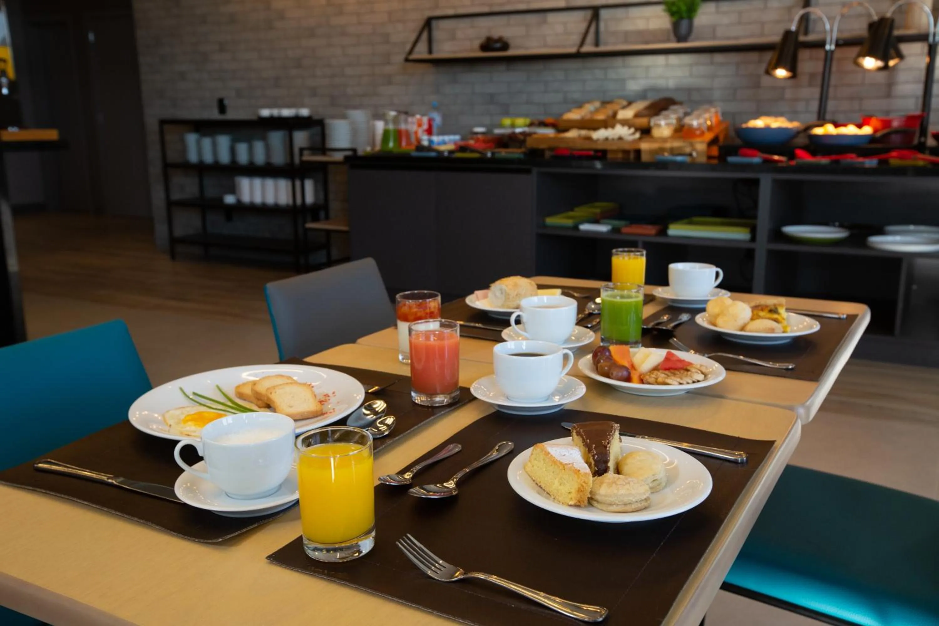 Breakfast in Slaviero Ponta Grossa