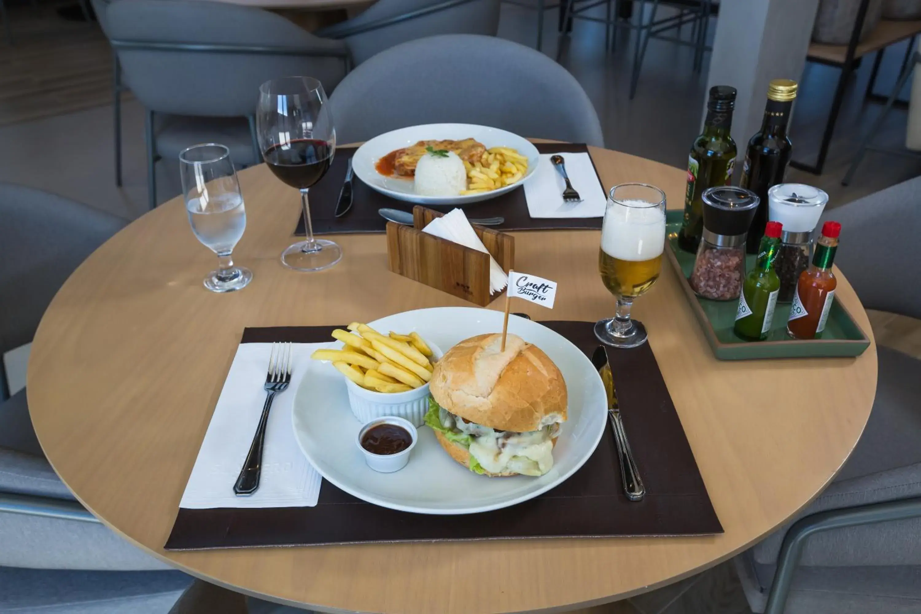 Restaurant/places to eat in Slaviero Ponta Grossa Restaurant/places to eat in Slaviero Ponta Grossa