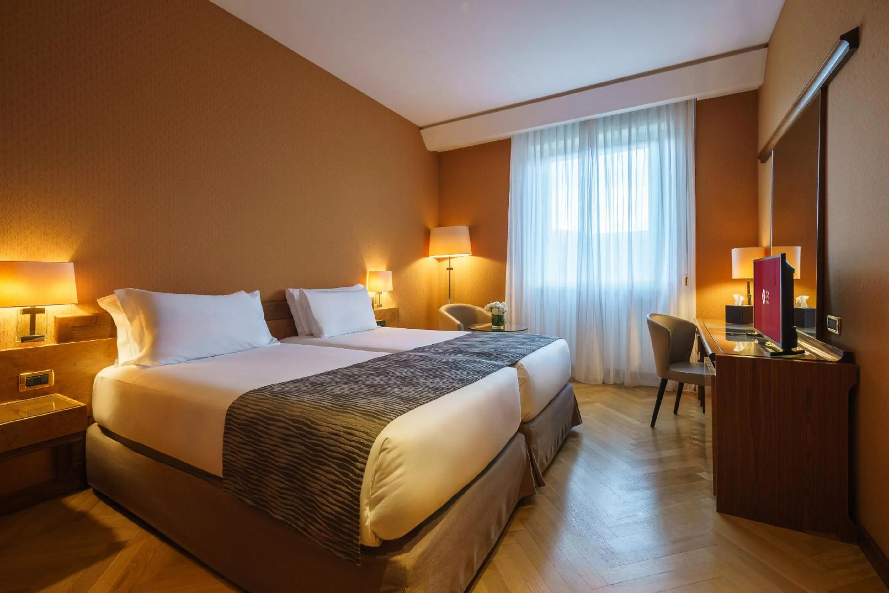 Bedroom, Bed in Exe Majestic