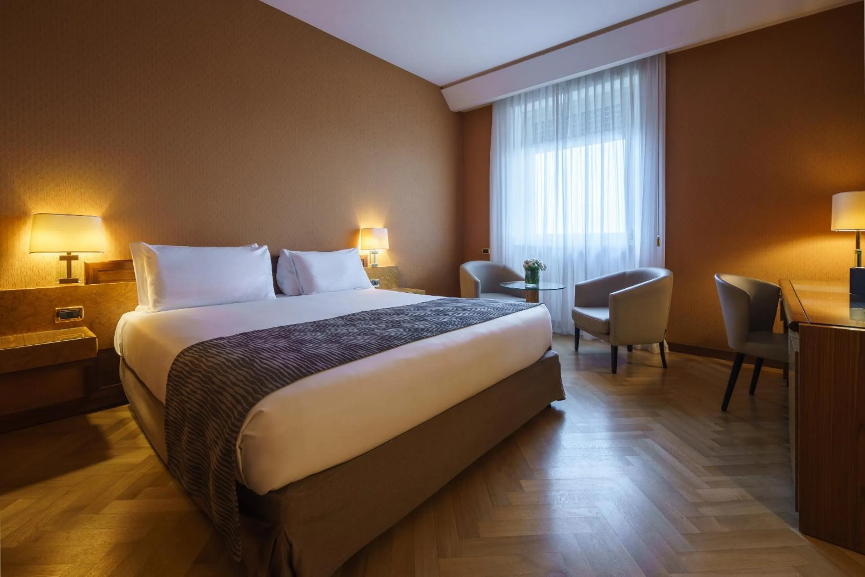 Bedroom, Bed in Exe Majestic