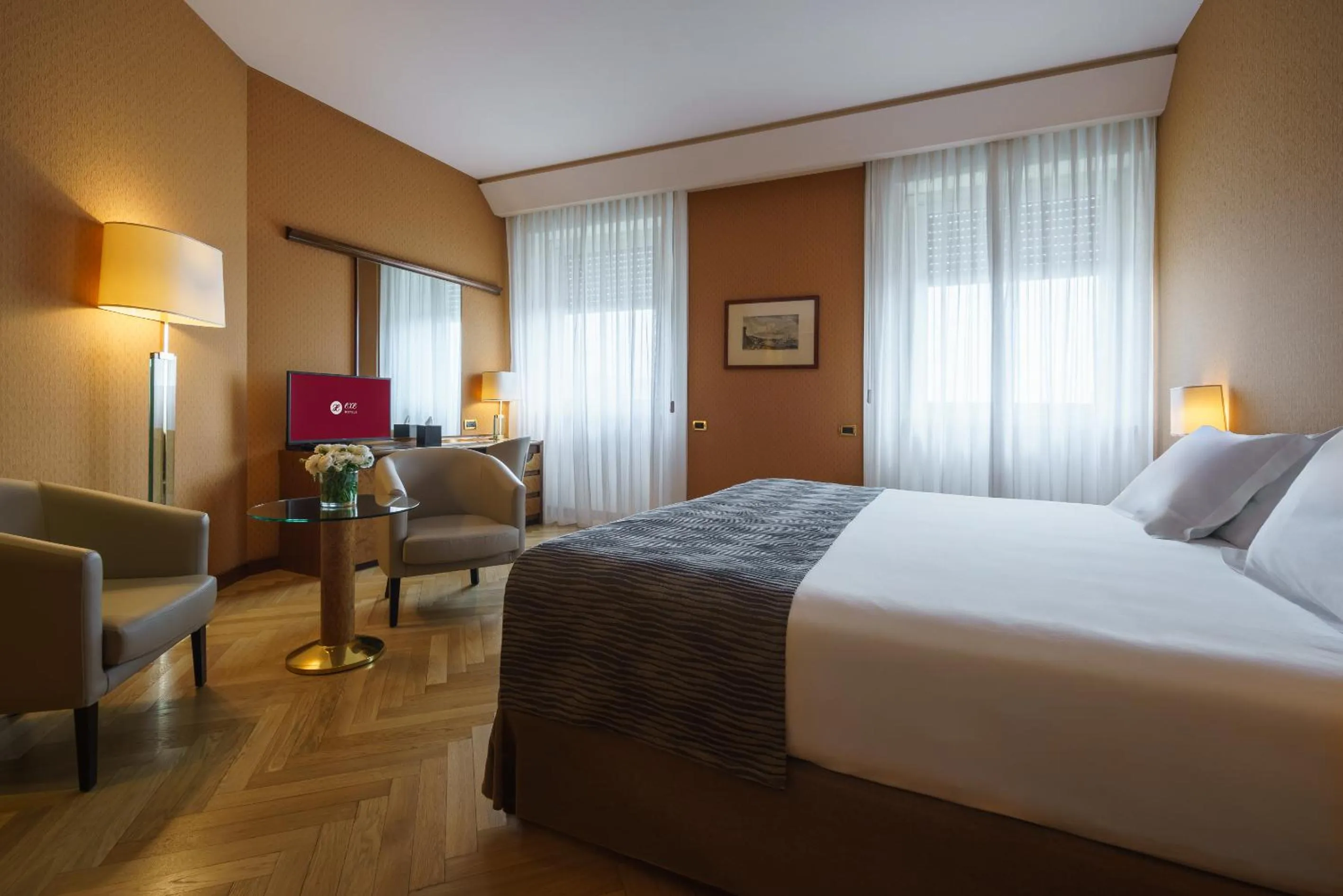 Bedroom, Bed in Exe Majestic