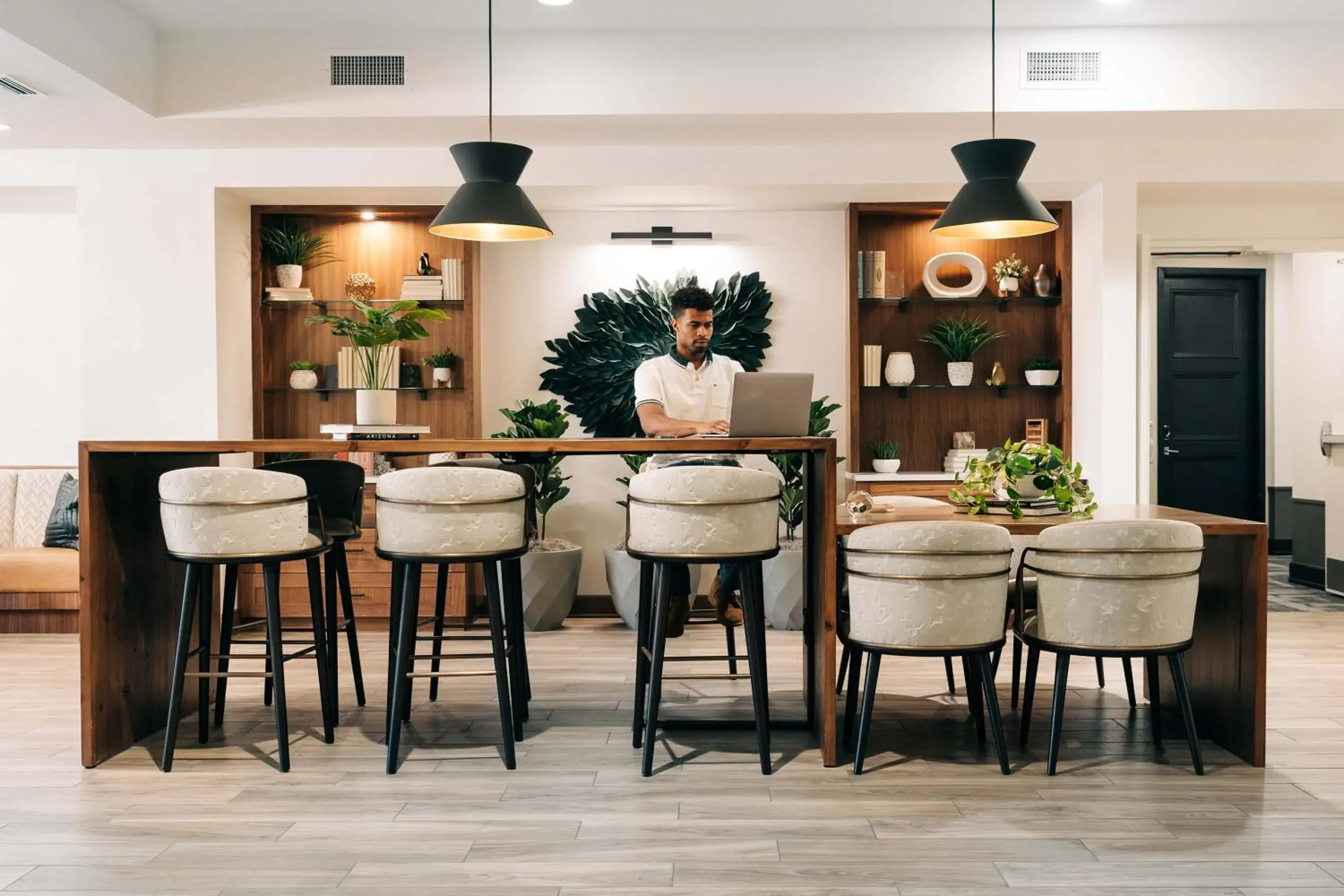 Business facilities in Sentral Old Town Business facilities in Sentral Old Town