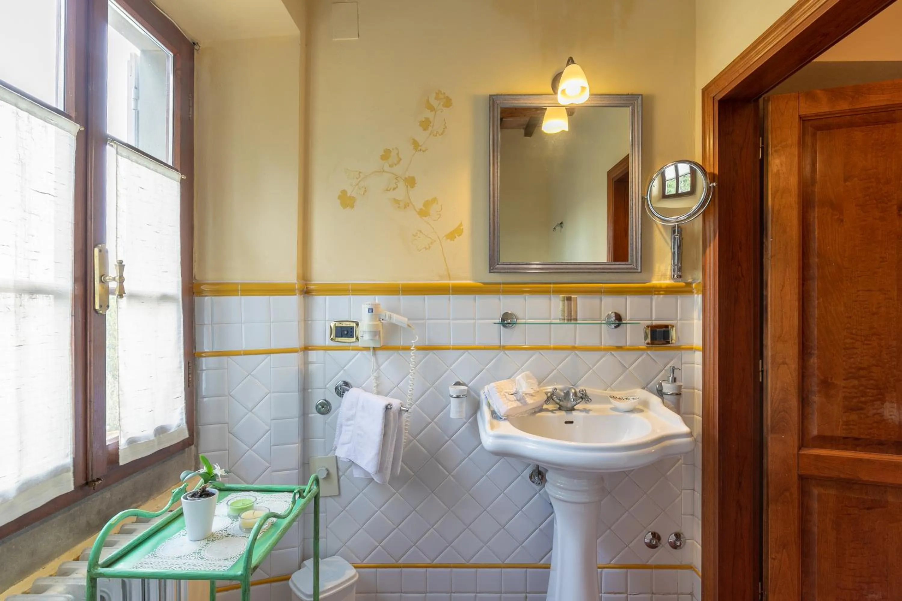 Toilet in Relais Villa La Cappella