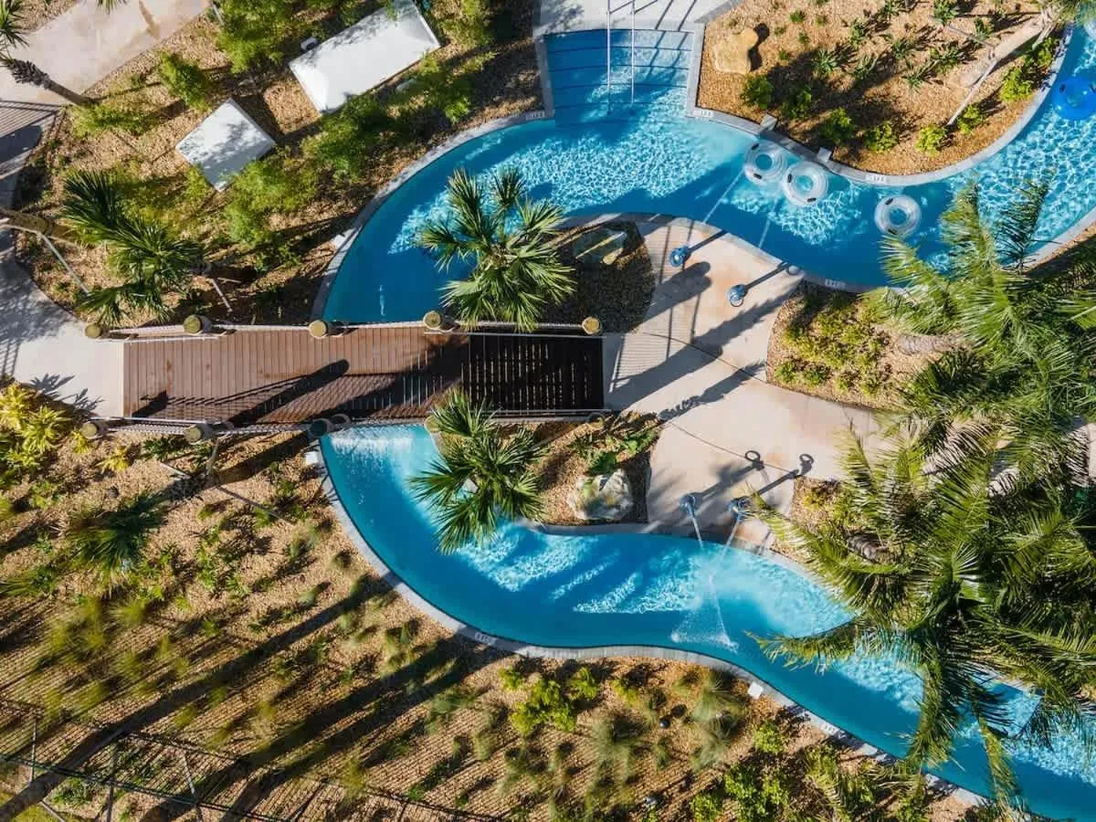 Sophisticated 6BR at Storey Lake SL2766