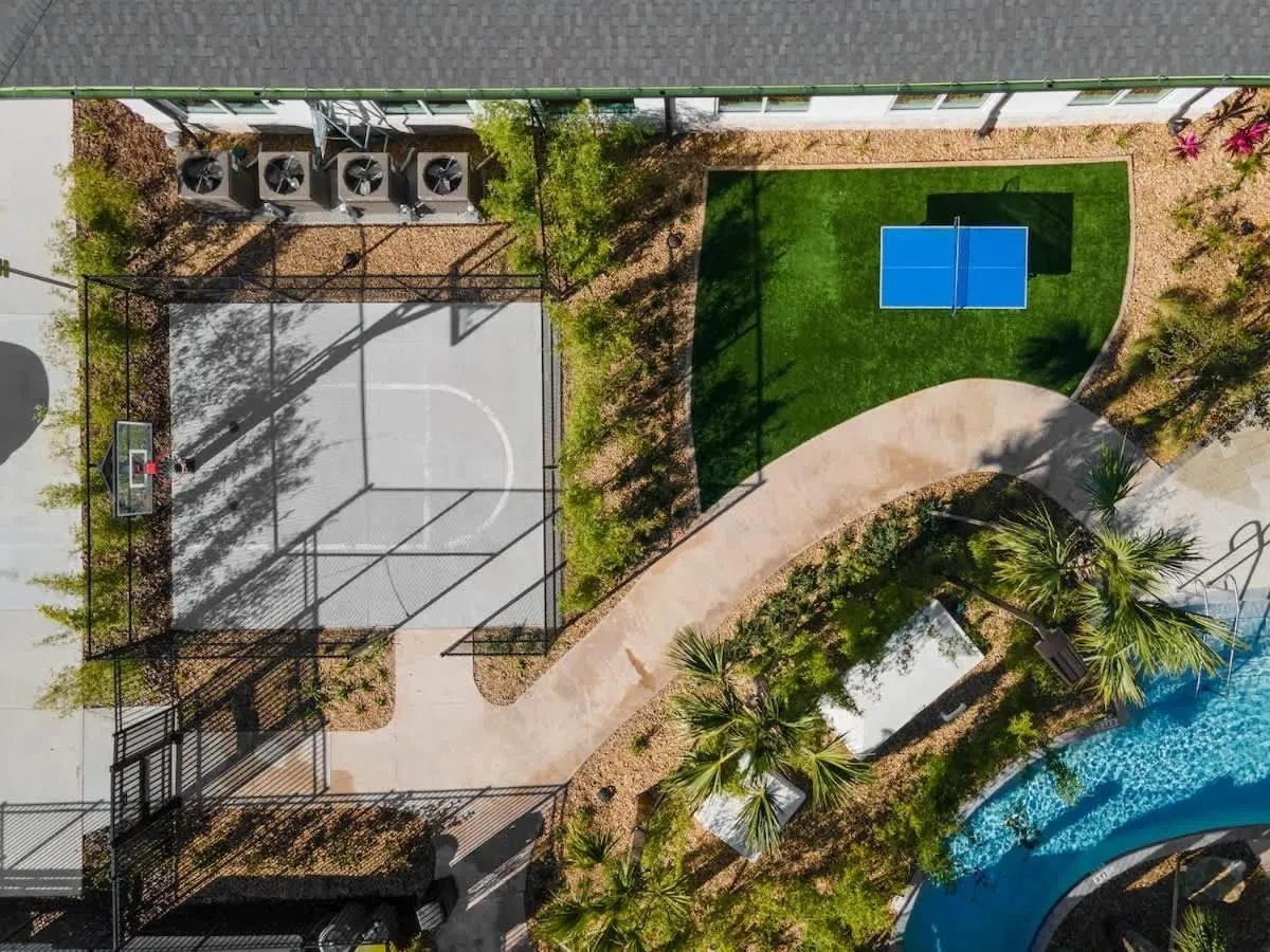 Sophisticated 6BR at Storey Lake SL2766