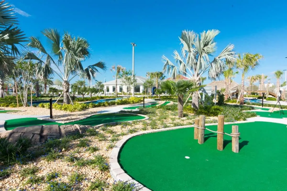 Sophisticated 6BR at Storey Lake SL2766