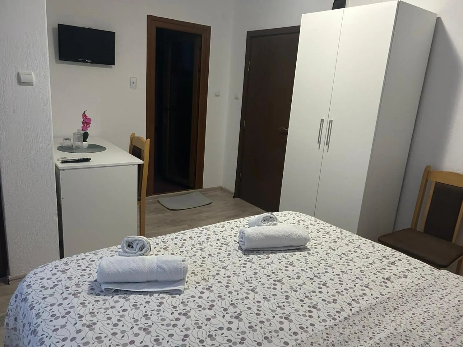 Bed in Family Hotel Alex