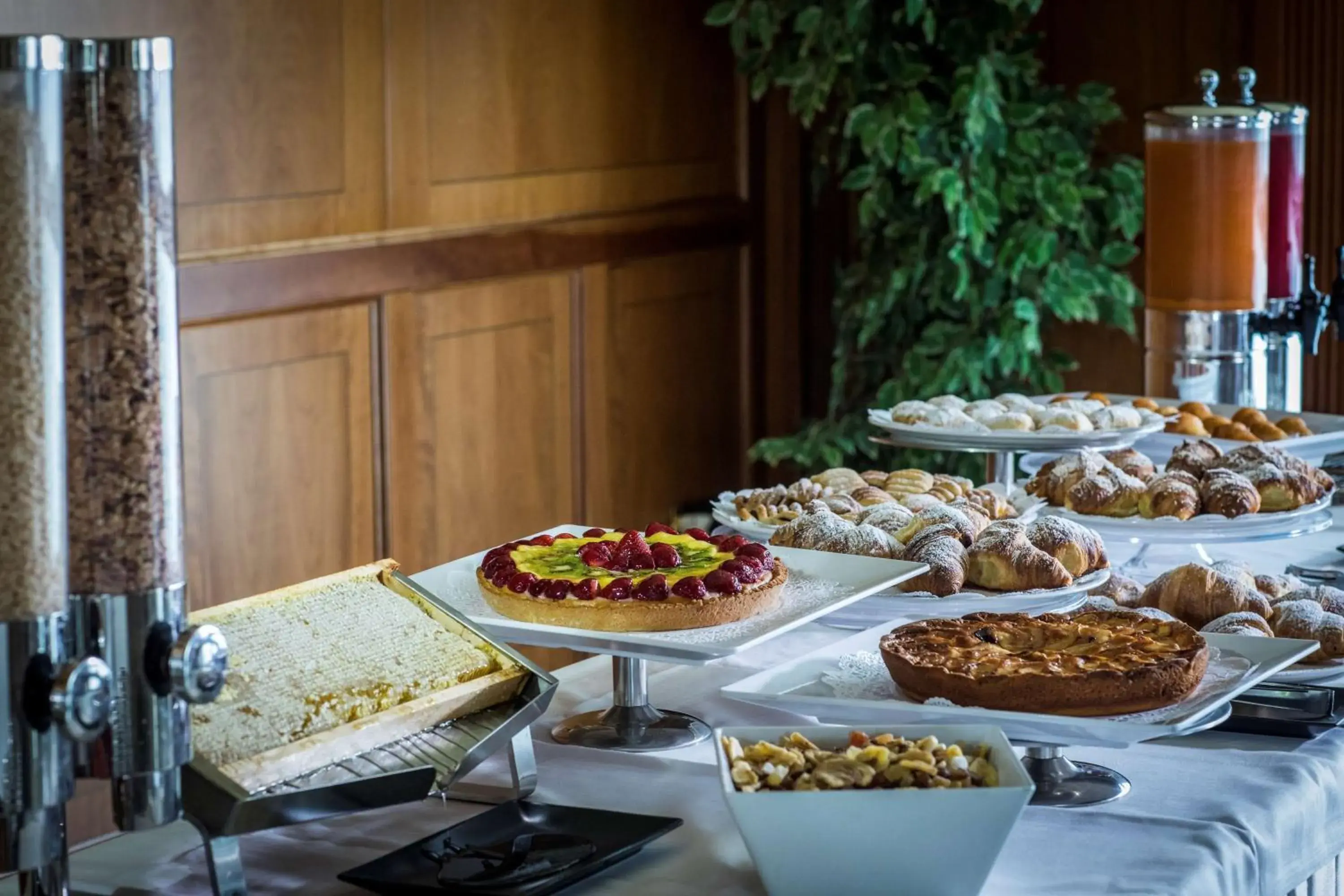 Restaurant/places to eat in Best Western Hotel Ferrari Restaurant/places to eat in Best Western Hotel Ferrari