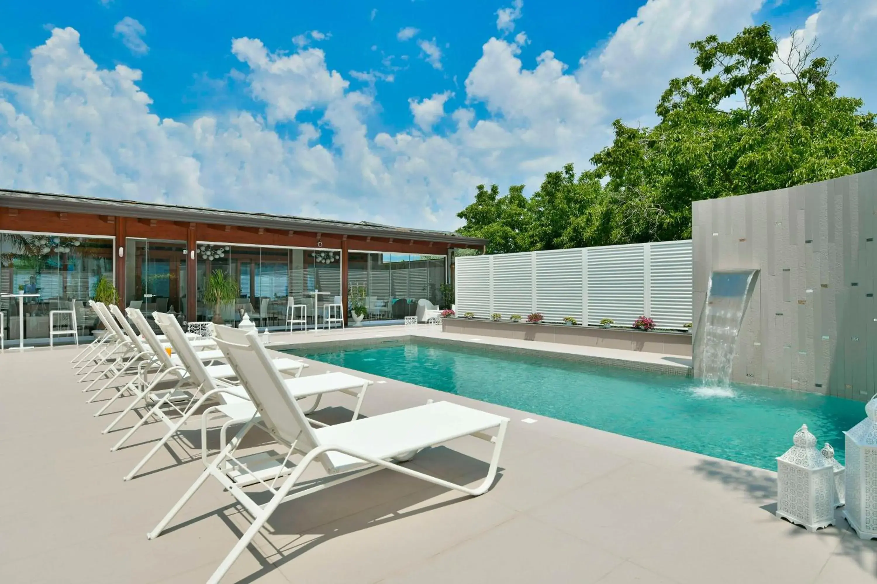 Pool view in Best Western Hotel Ferrari Pool view in Best Western Hotel Ferrari