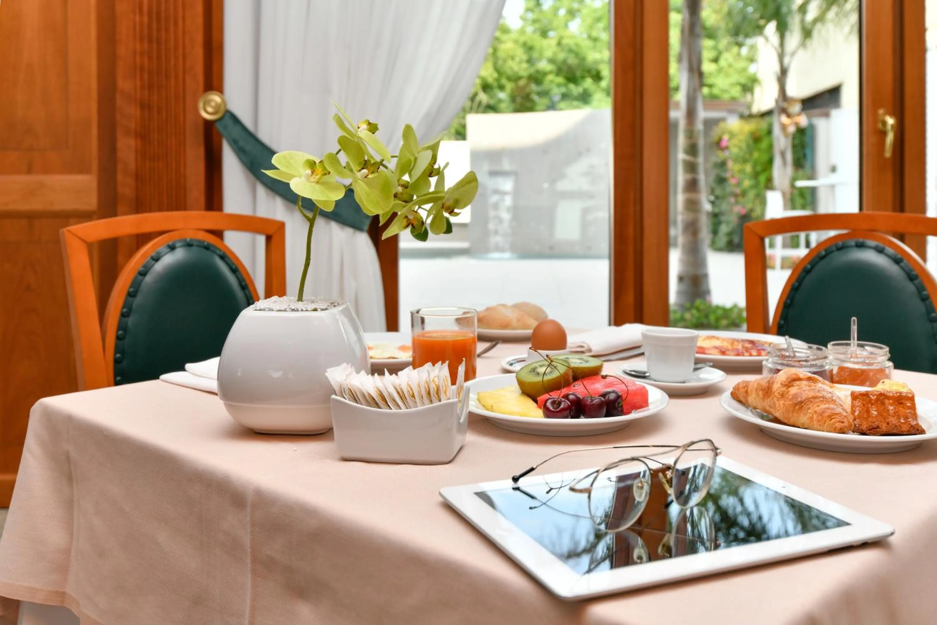 Restaurant/places to eat in Best Western Hotel Ferrari