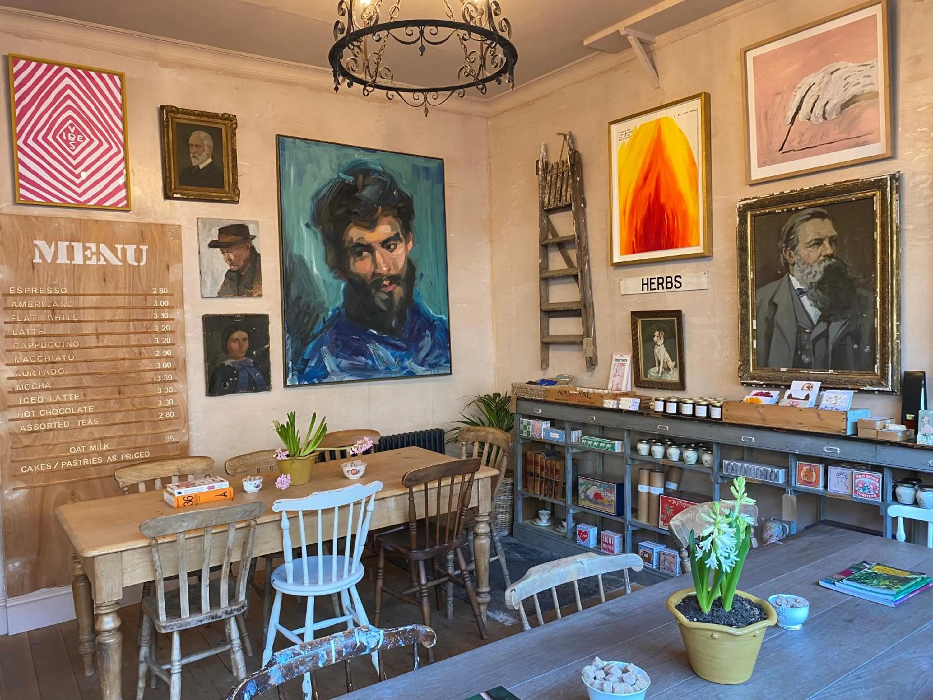 Restaurant/places to eat in Six on Castle