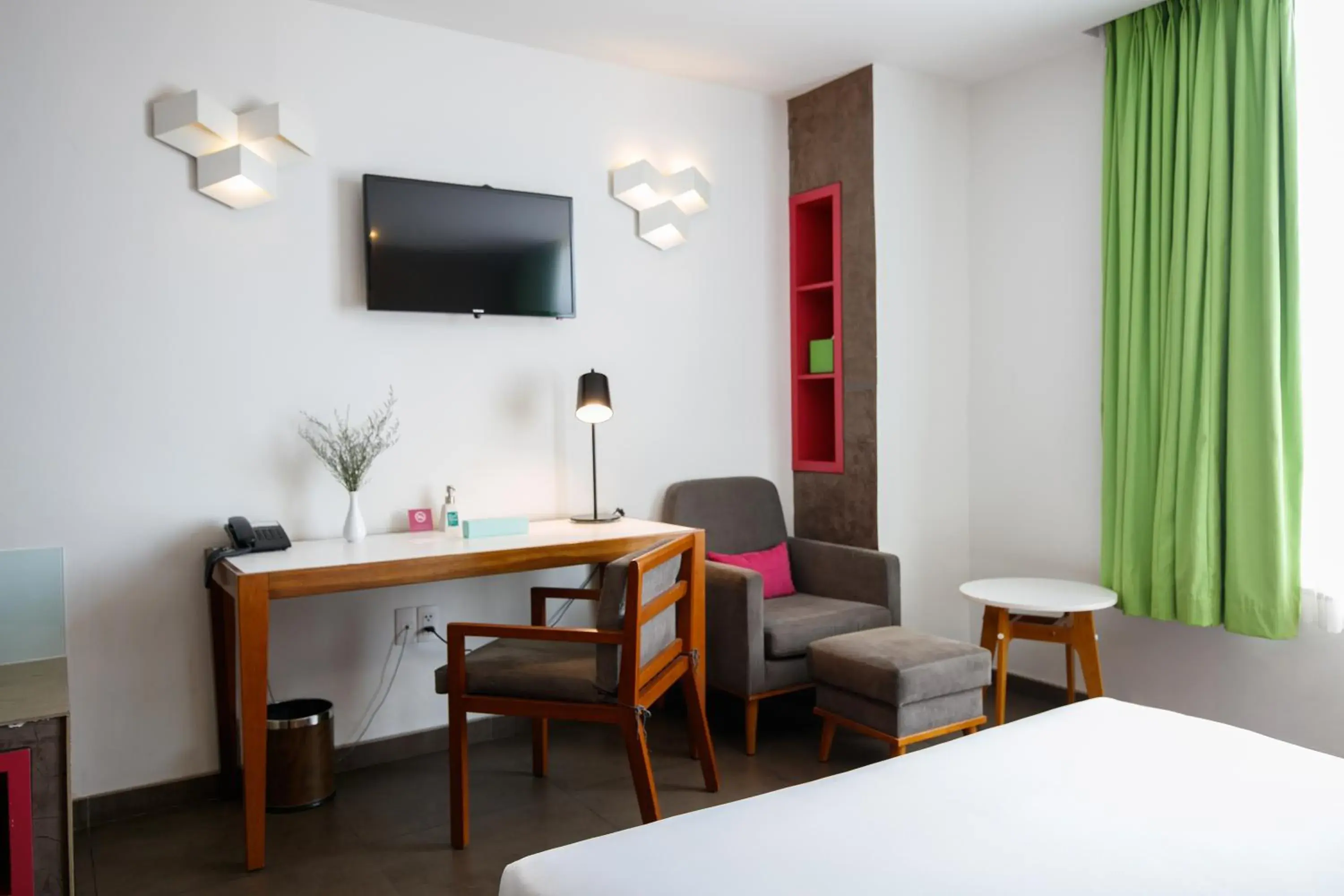 Bedroom, Bed in ÊMM Hotel Saigon Bedroom, Bed in ÊMM Hotel Saigon