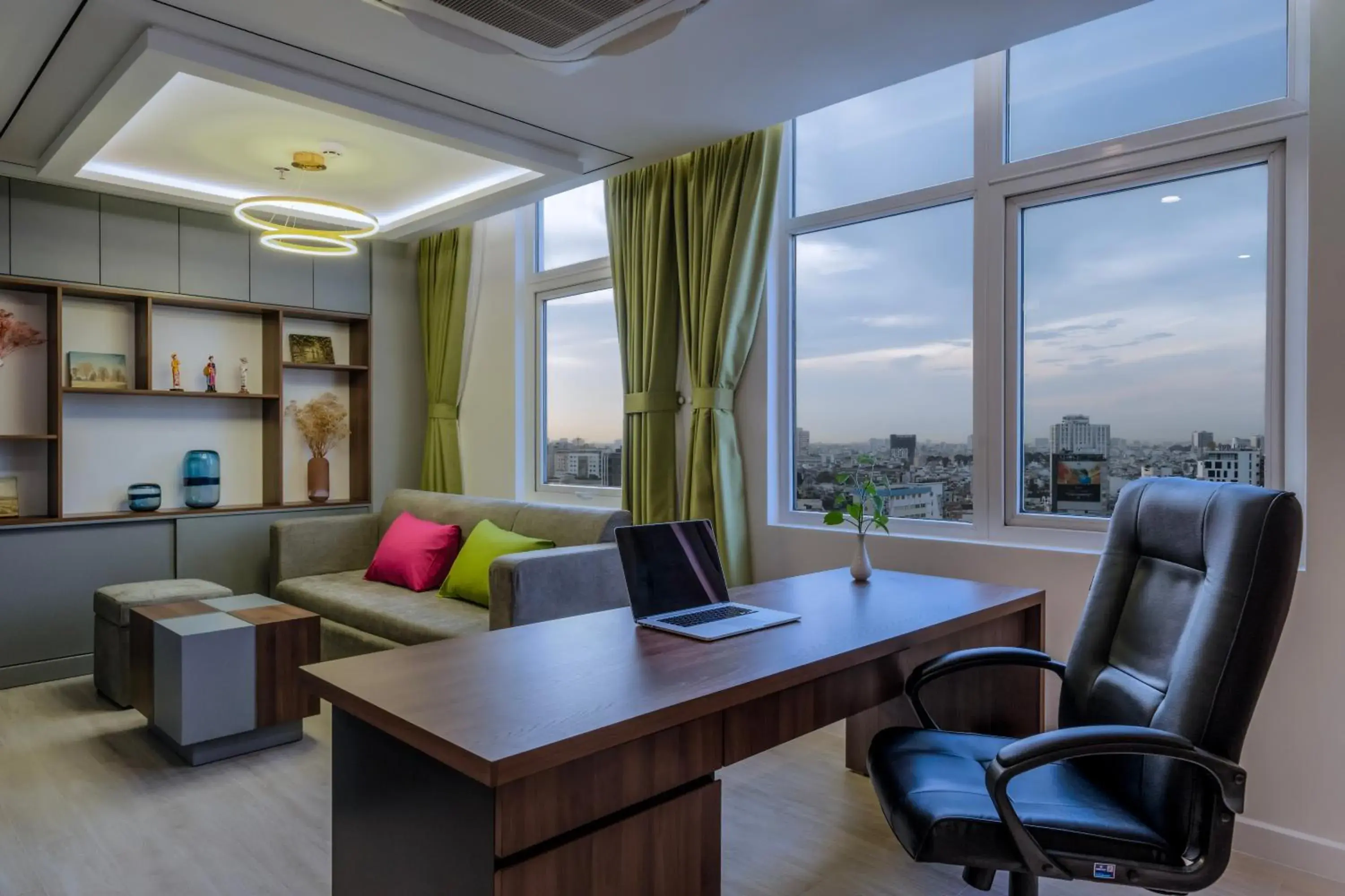 Living room in ÊMM Hotel Saigon Living room in ÊMM Hotel Saigon