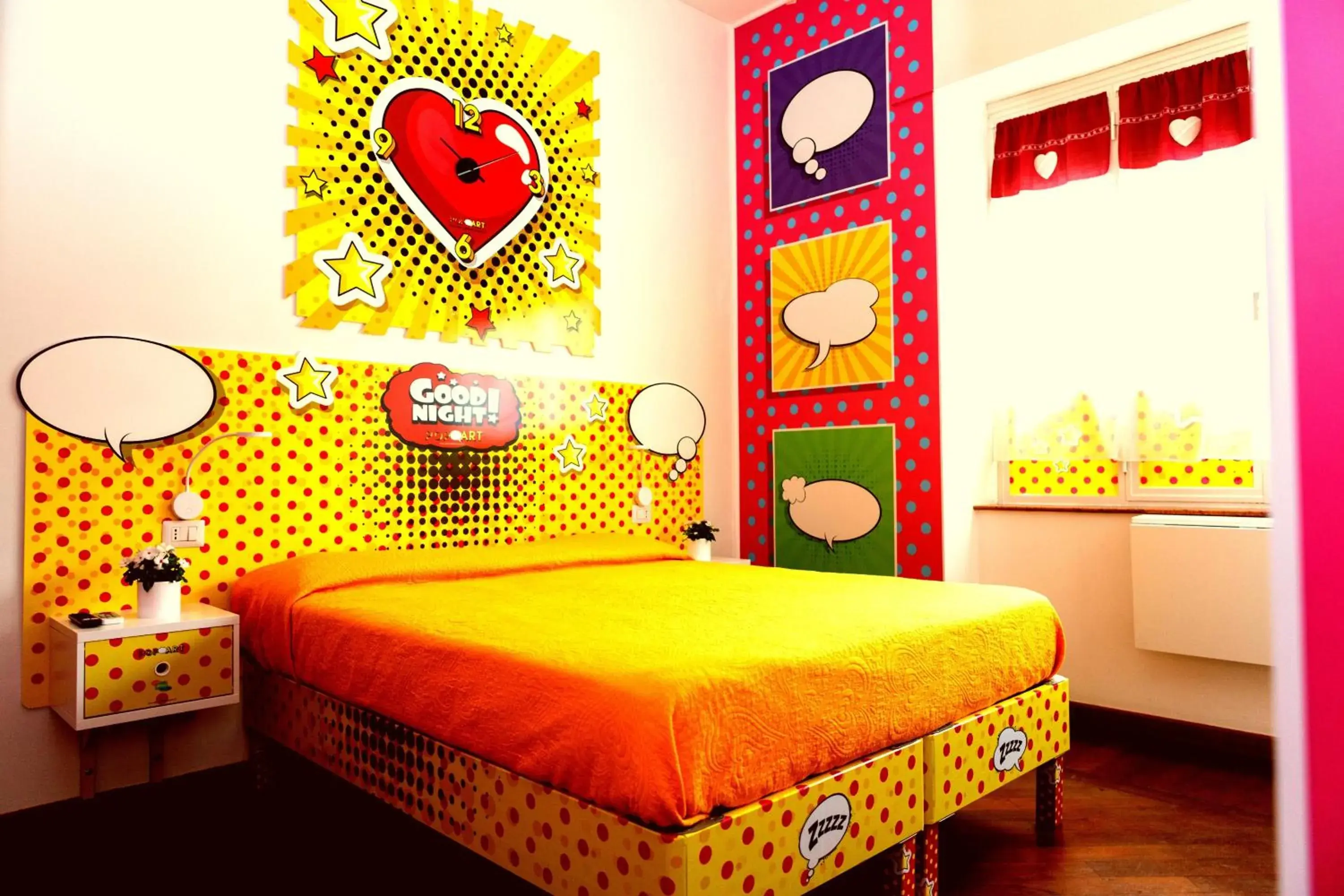 Bed in Affittacamere Pavia Bed in Affittacamere Pavia