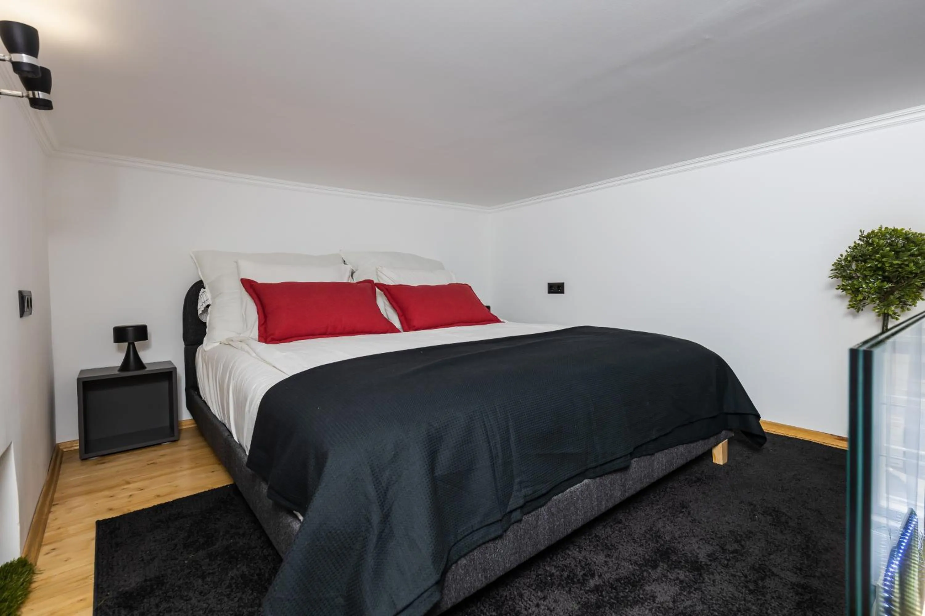 Kiraly21 DOWNTOWN Apartment by Andrassy street