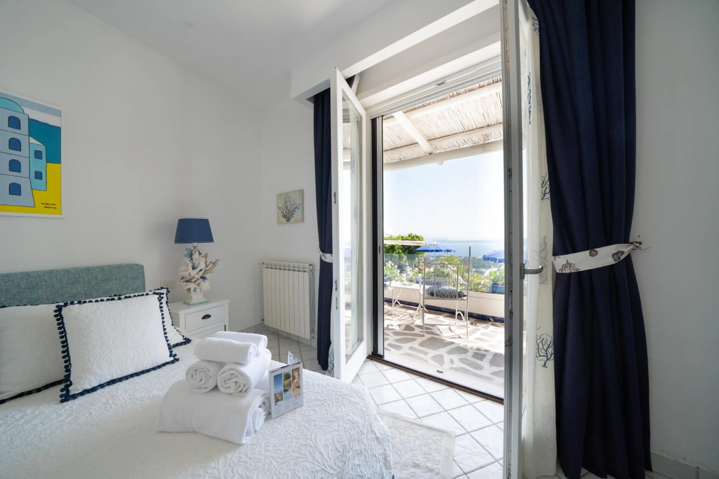 Bed in Relais Bijoux Ischia