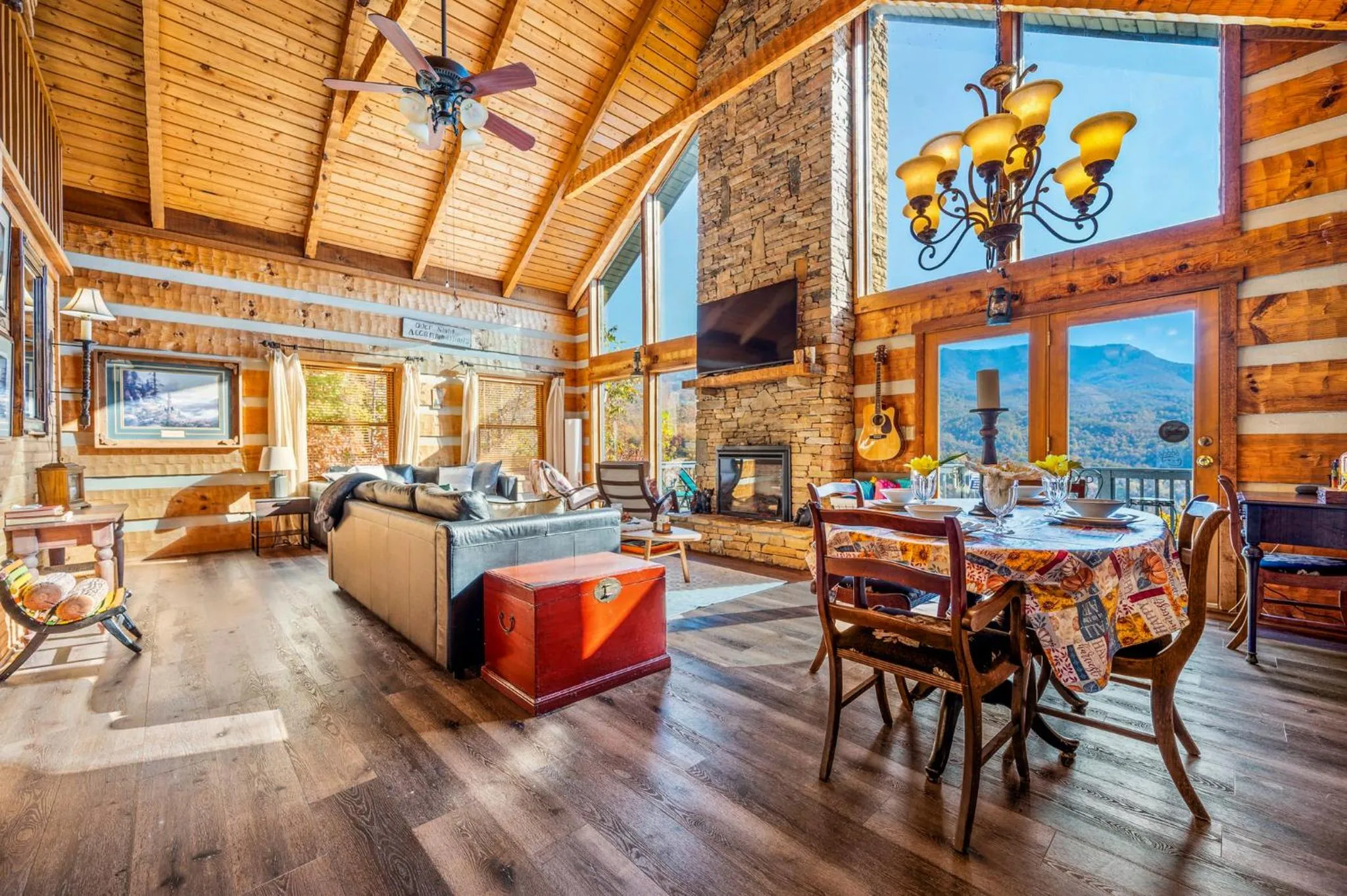 Living room in Barenberg Cabin - Secluded Unobstructed Panoramic Smoky Mountains View with Two Master Suites, Loft Game Room, and Hot Tub
