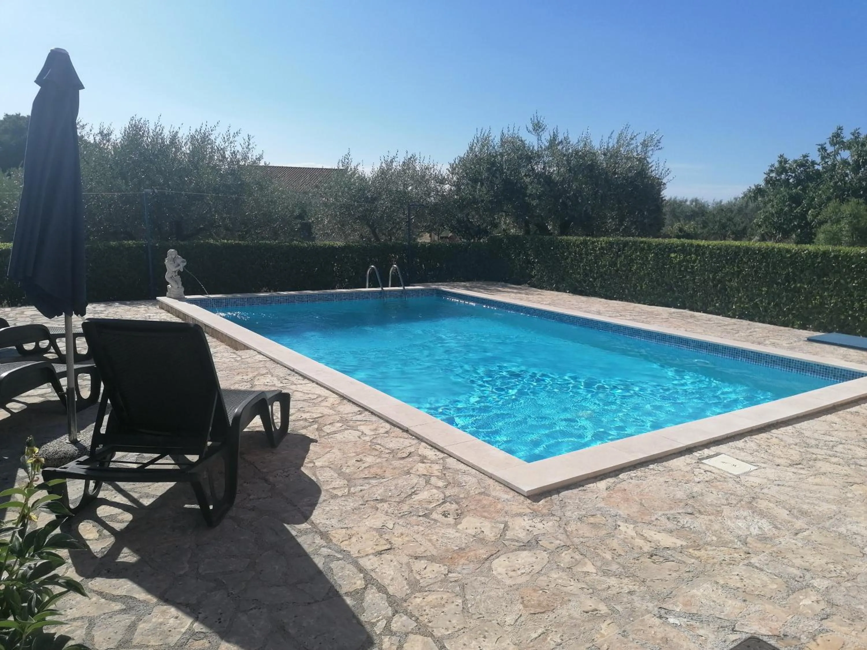 Swimming pool in Rooms Danica