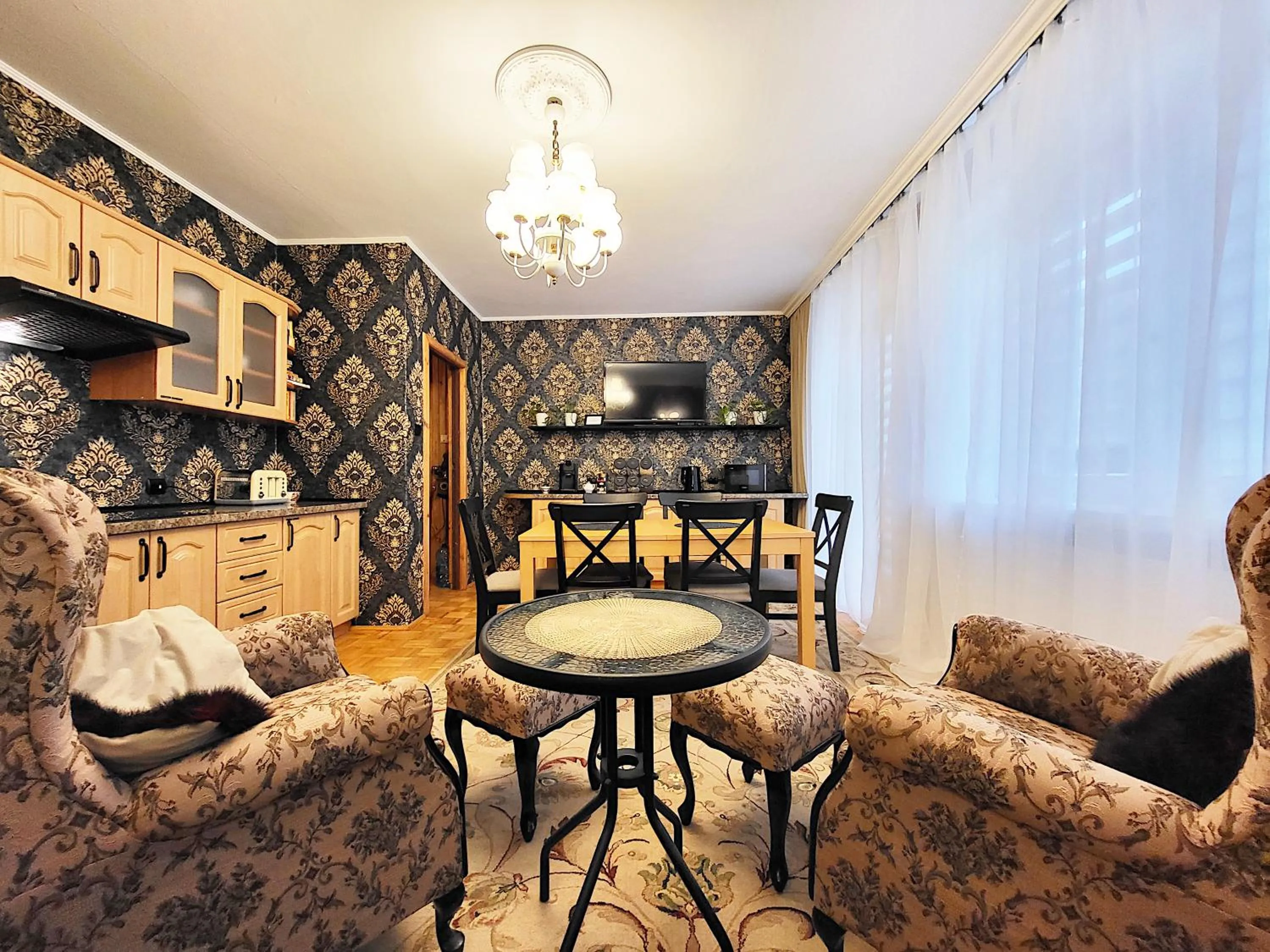 Dining area, Seating Area in HUSARSKA 60