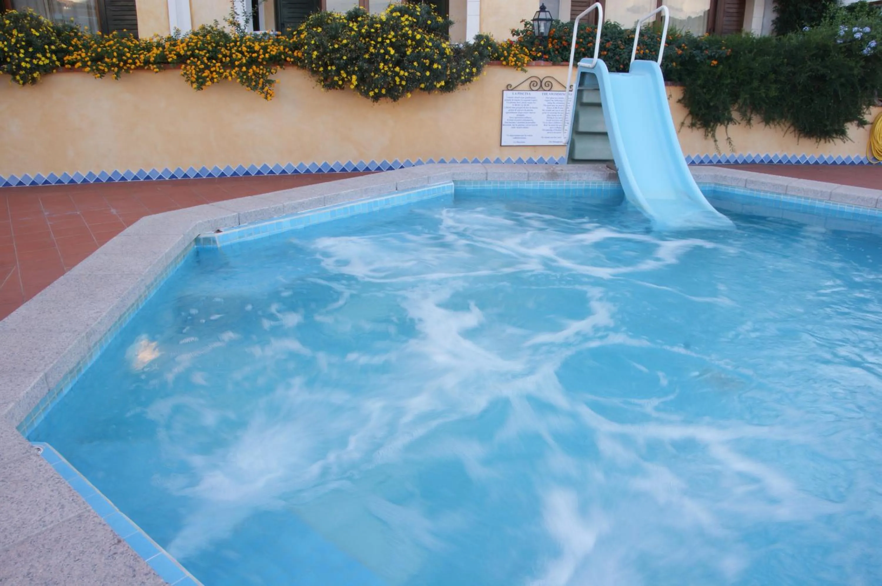 Hot Tub in Residence Riva Azzurra