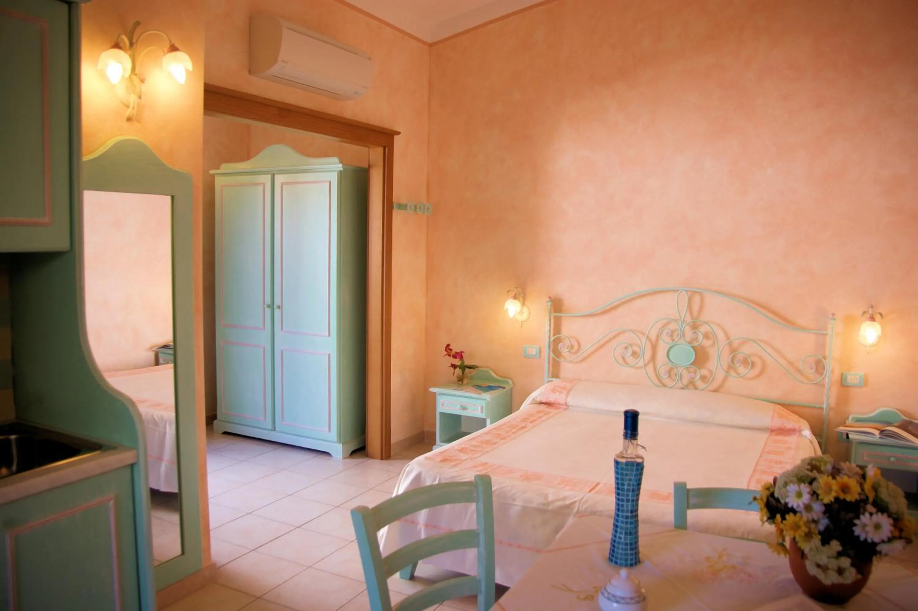 Bed in Residence Riva Azzurra