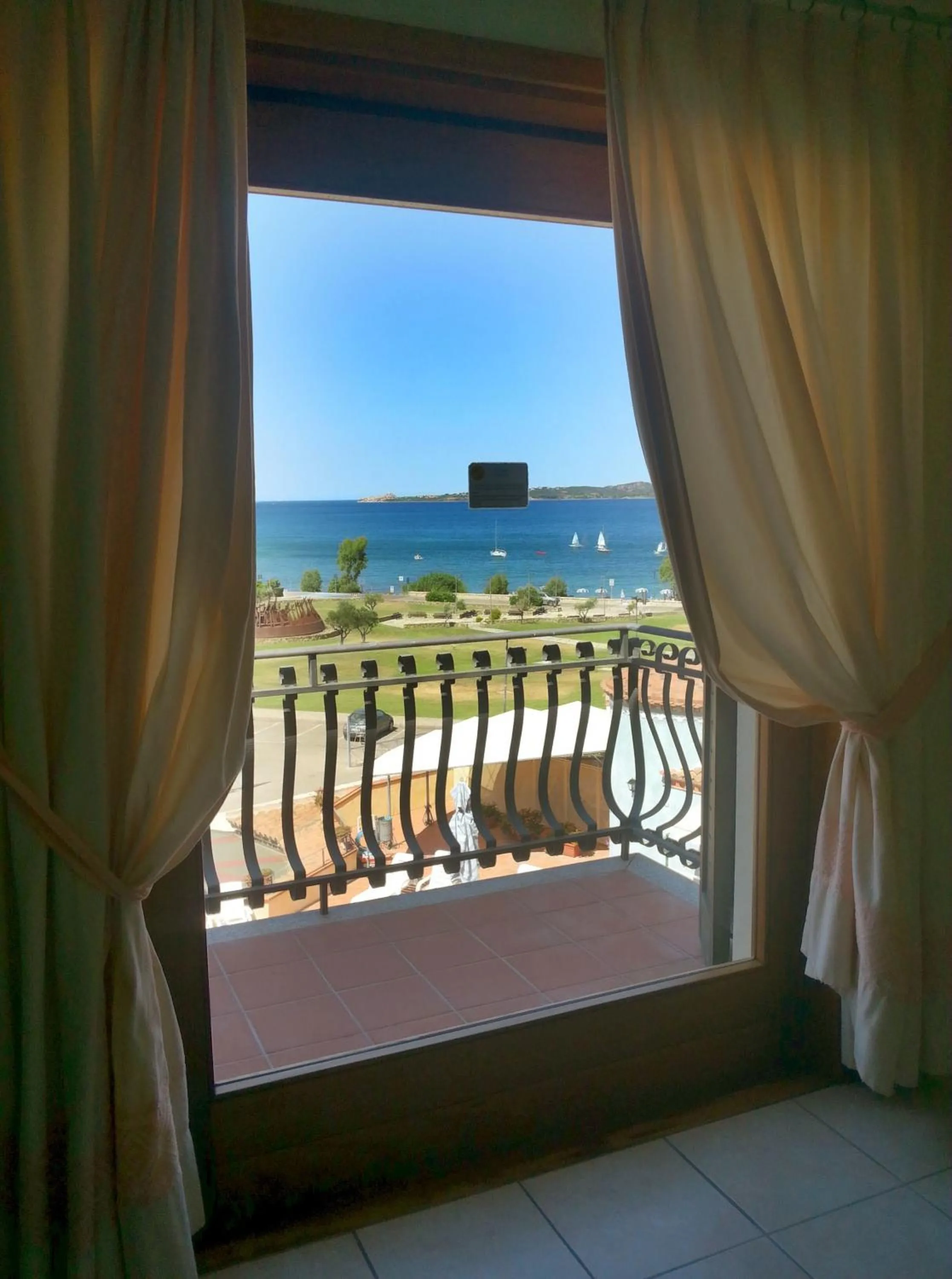 Sea view in Residence Riva Azzurra