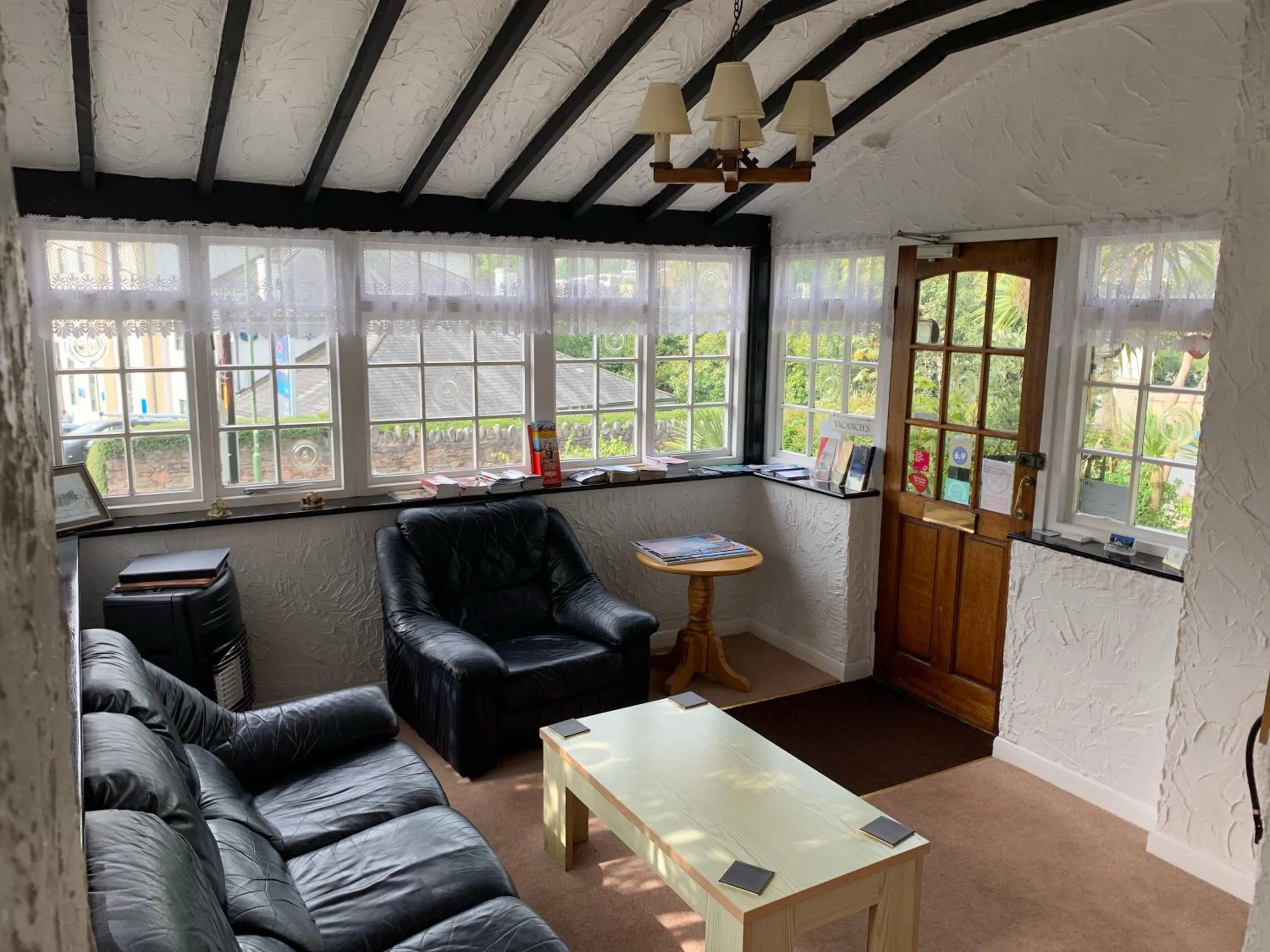 Living room in Burleigh House