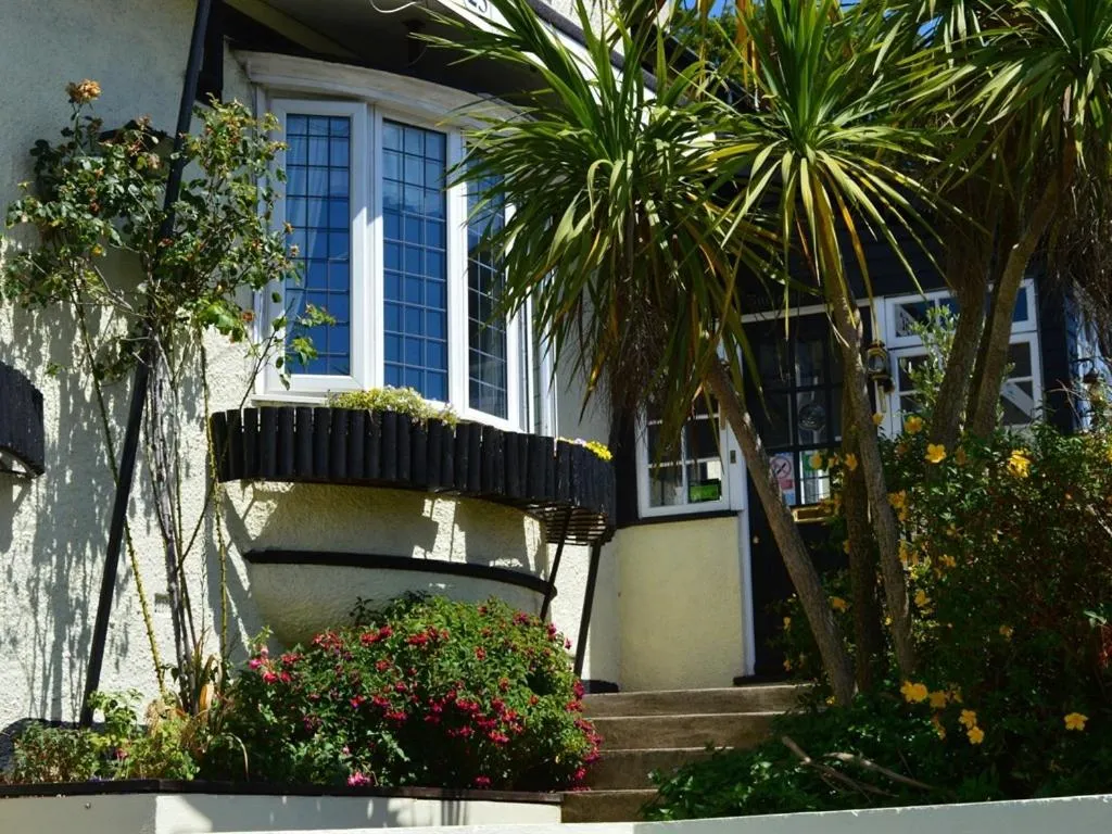 Property building in Burleigh House