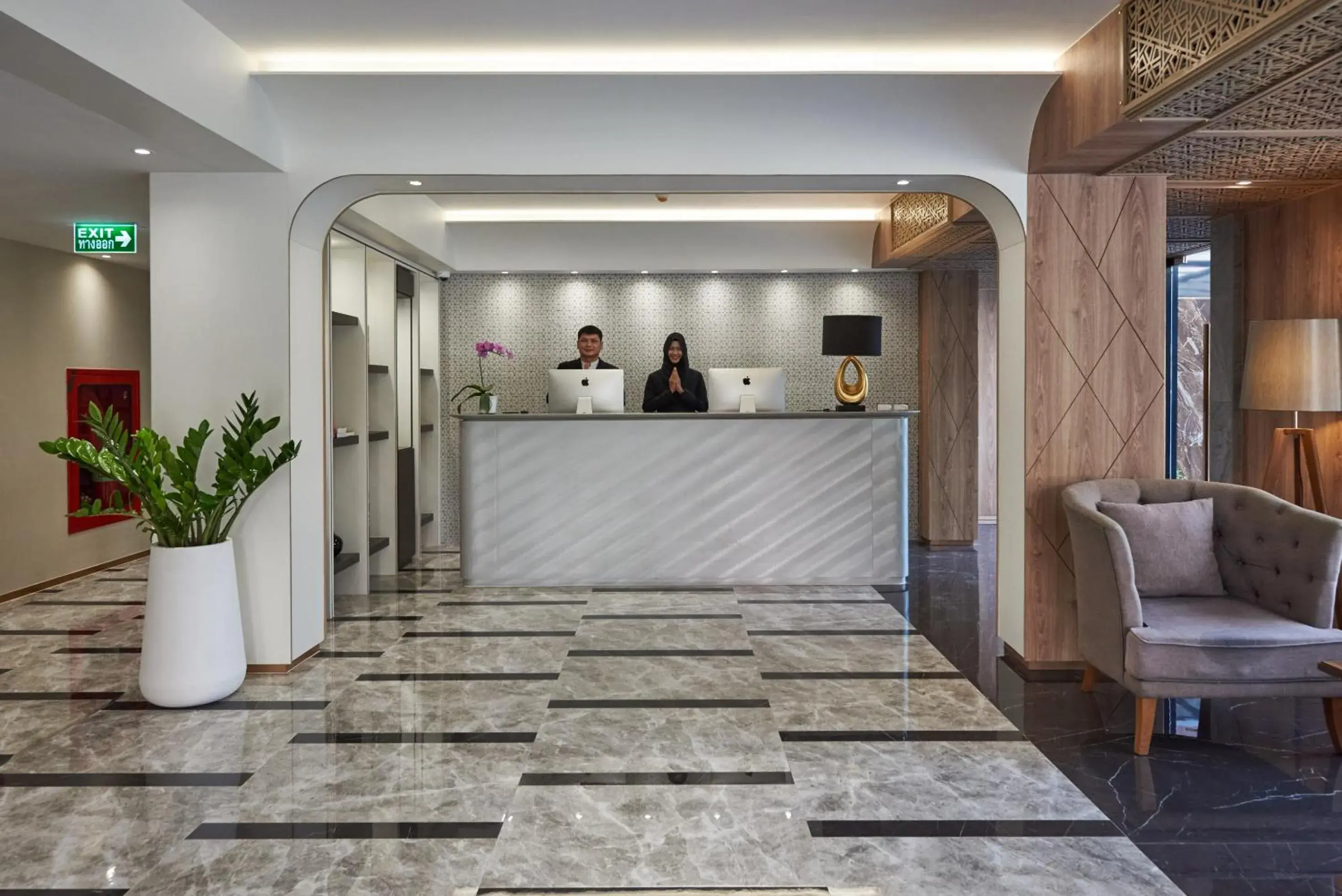Lobby or reception in Almas Hotel Bangkok Lobby or reception in Almas Hotel Bangkok