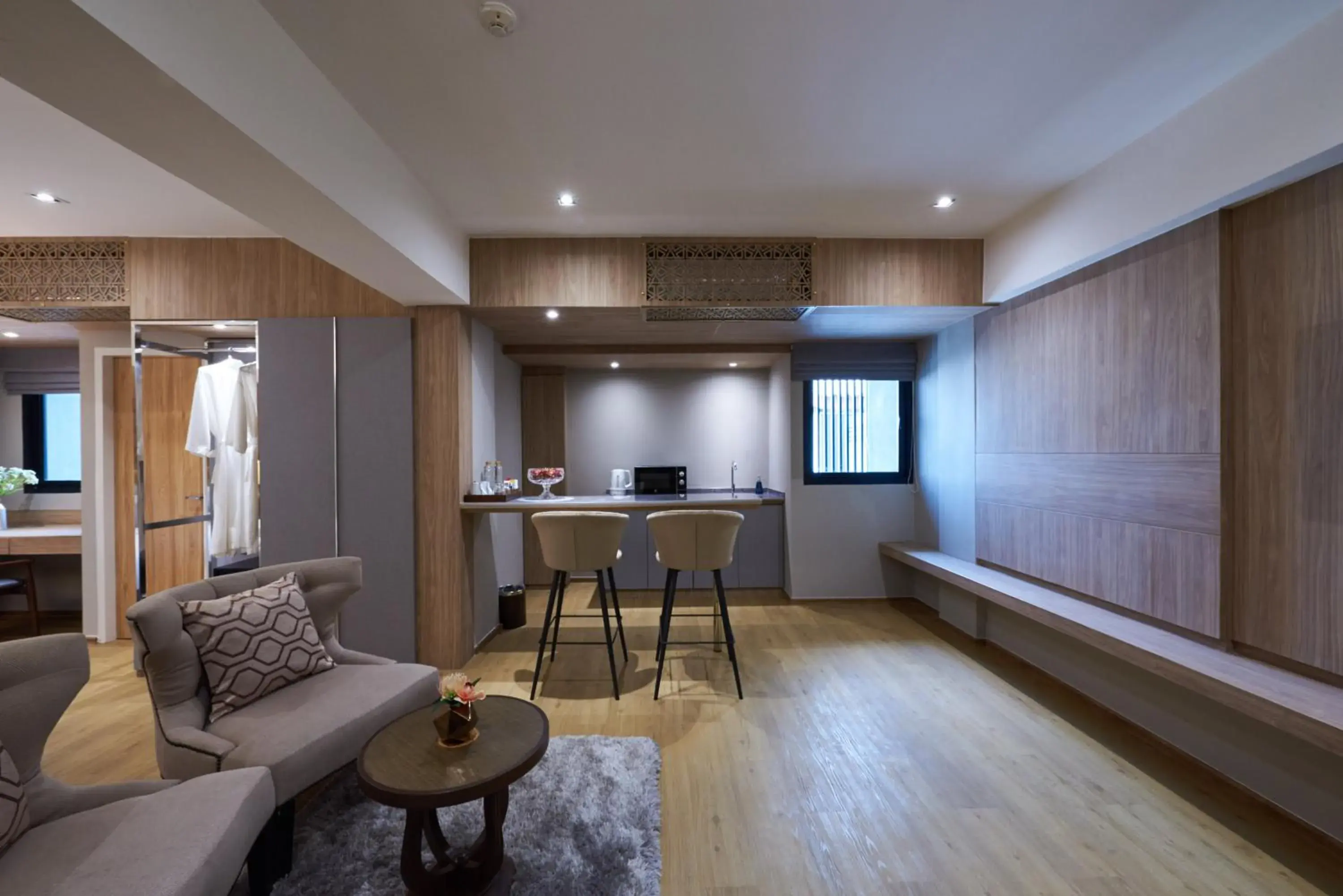 Bed in Almas Hotel Bangkok Bed in Almas Hotel Bangkok