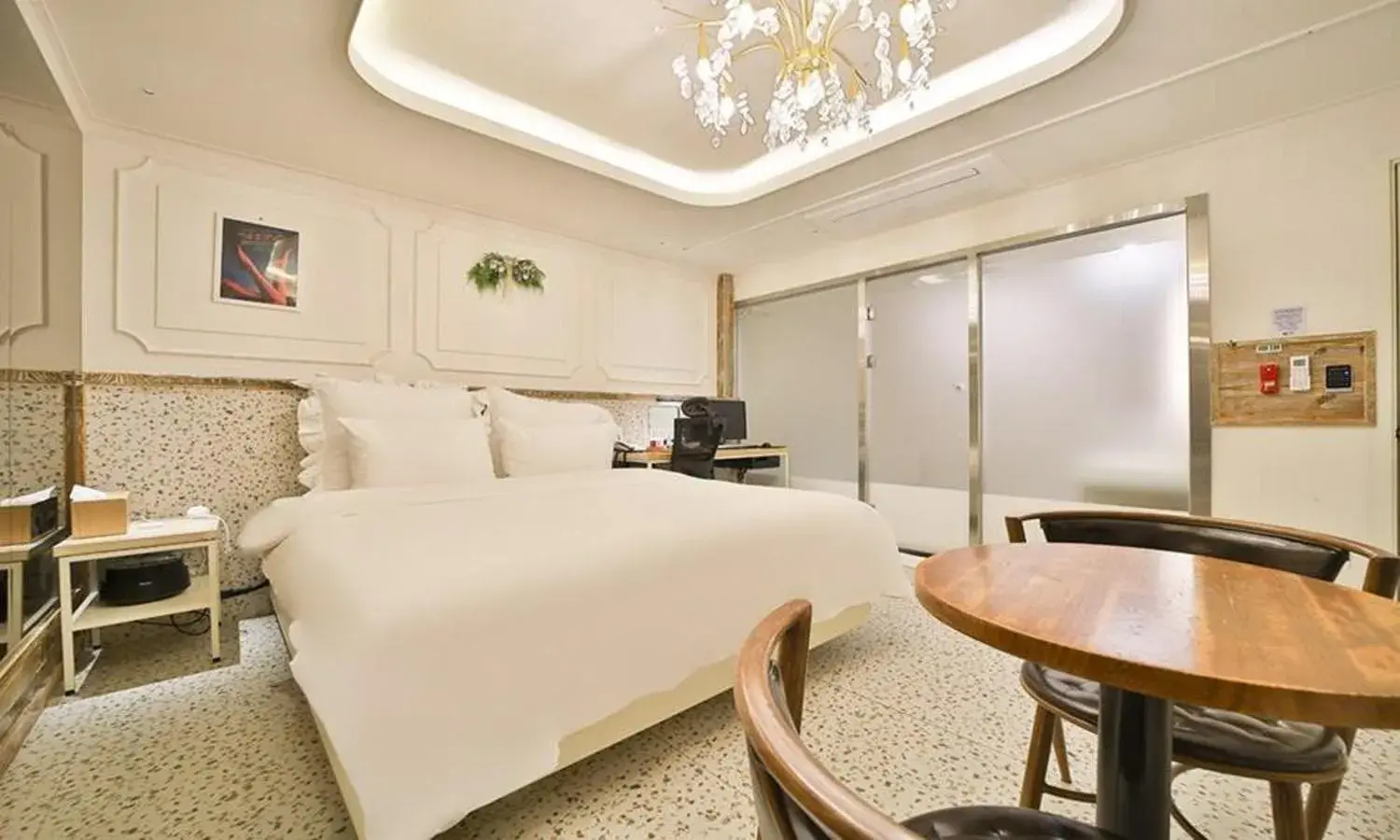 Bed in Daegu February Hotel DongdaeguStation Bed in Daegu February Hotel DongdaeguStation