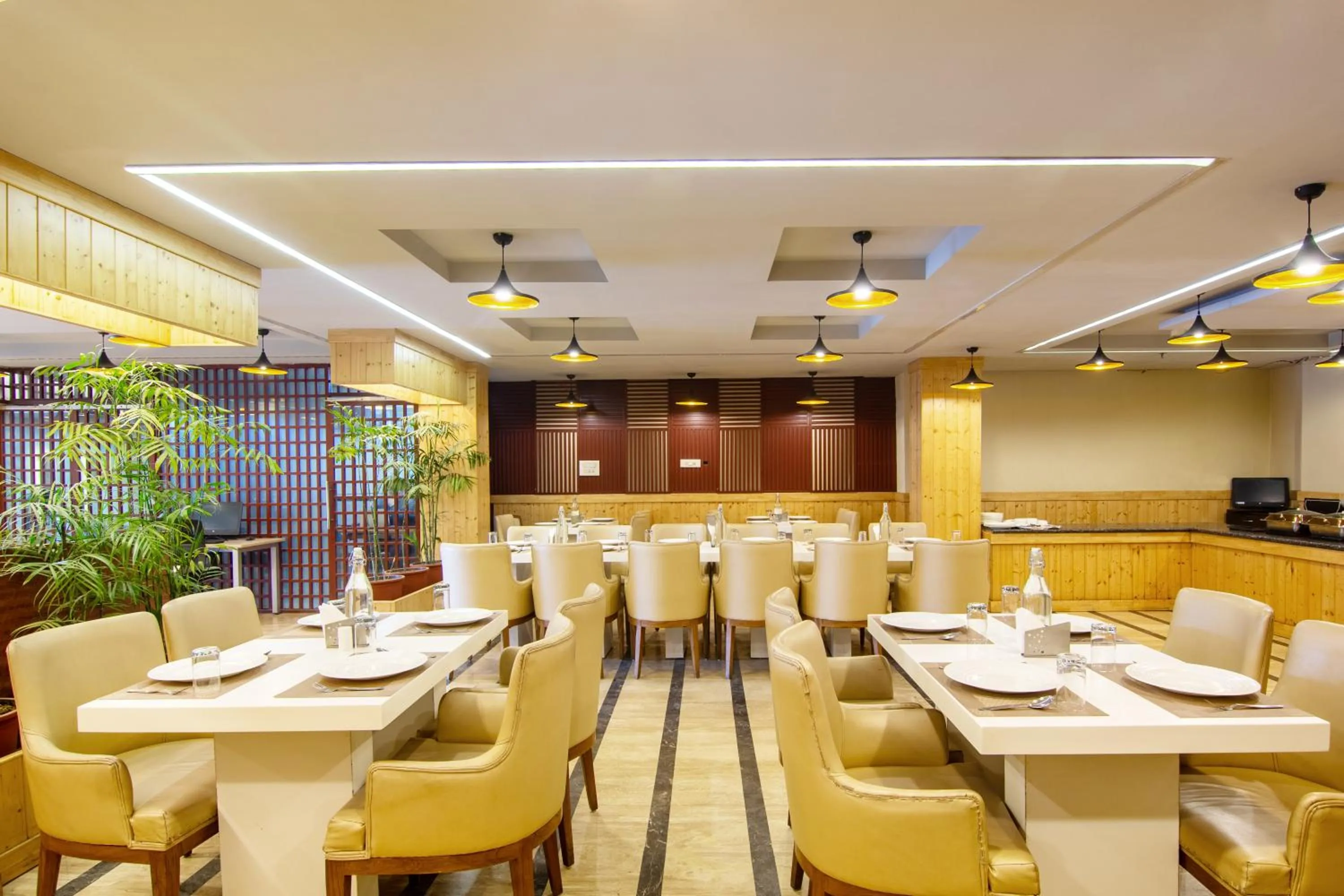 Restaurant/places to eat in The Lohmod- Boutique Hotel At Delhi Airport
