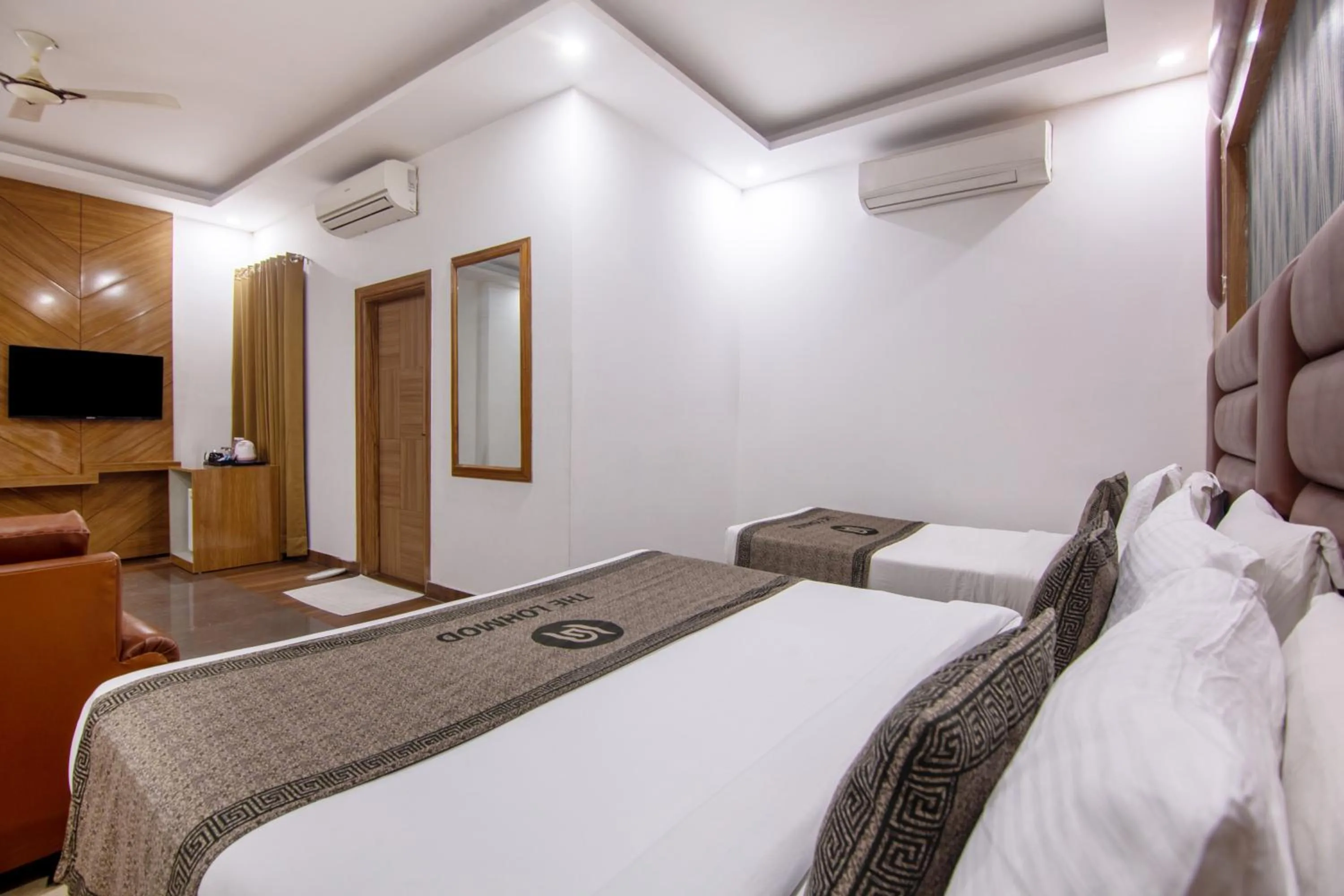 Bed in The Lohmod- Boutique Hotel At Delhi Airport