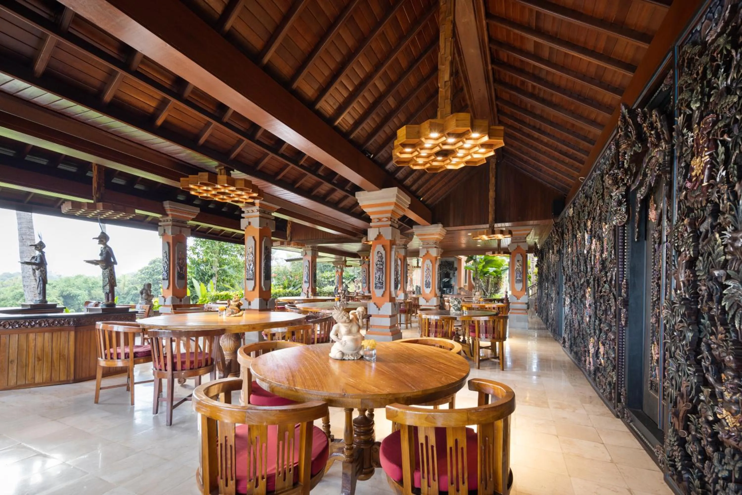 Restaurant/places to eat in Swan Paradise A Pramana Experience