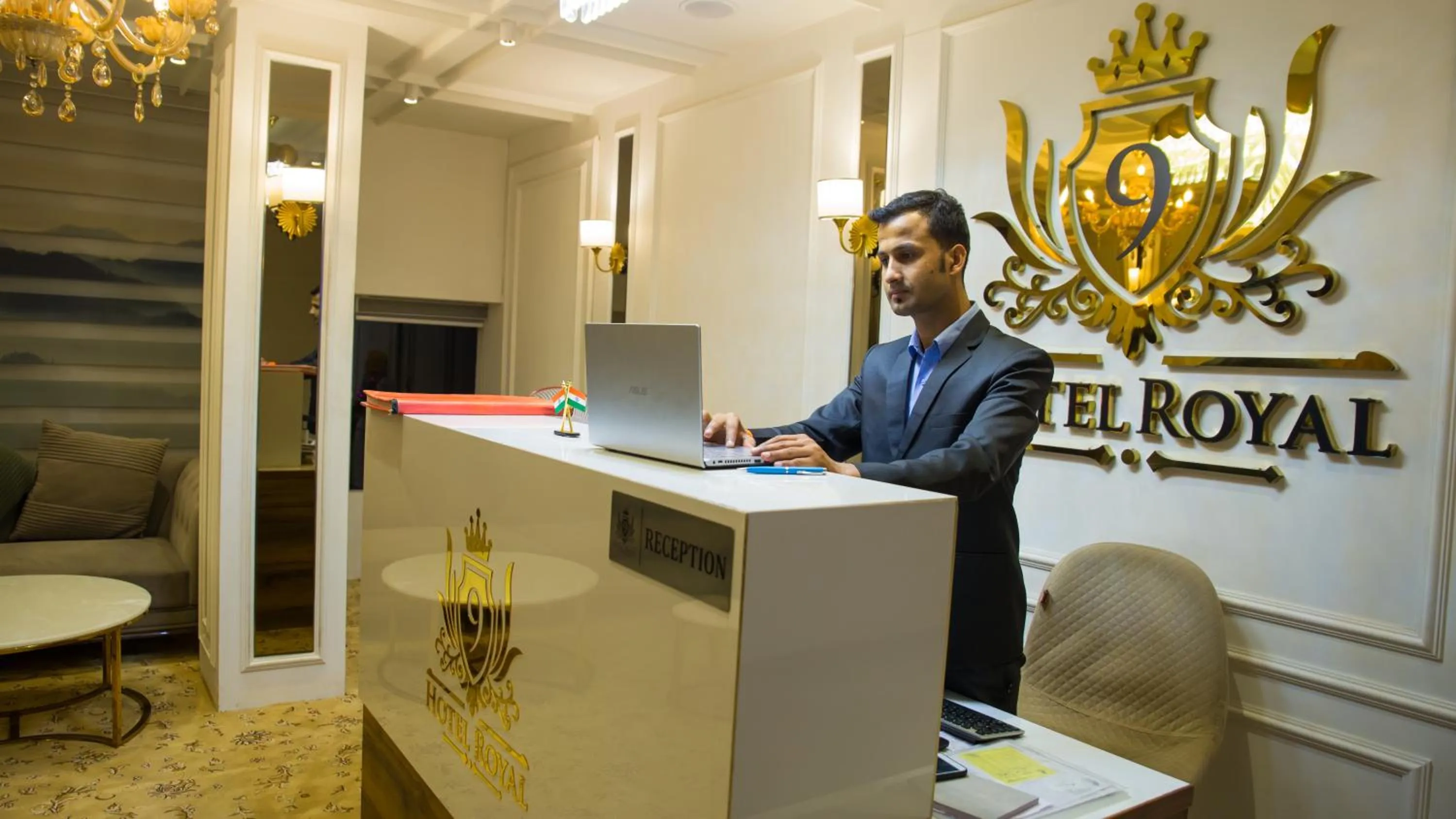 Lobby or reception in Royal 9 hotel & Banquet