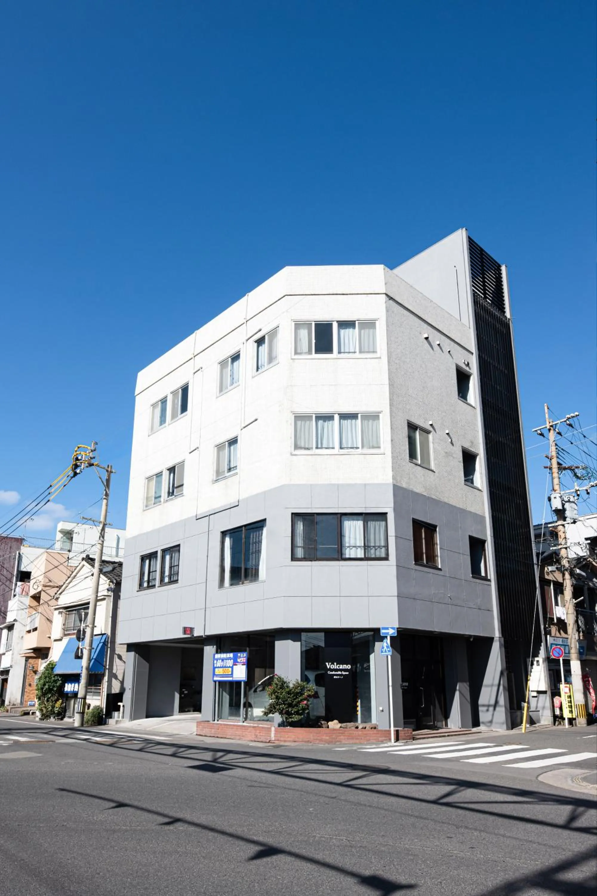 Property building in Volcano