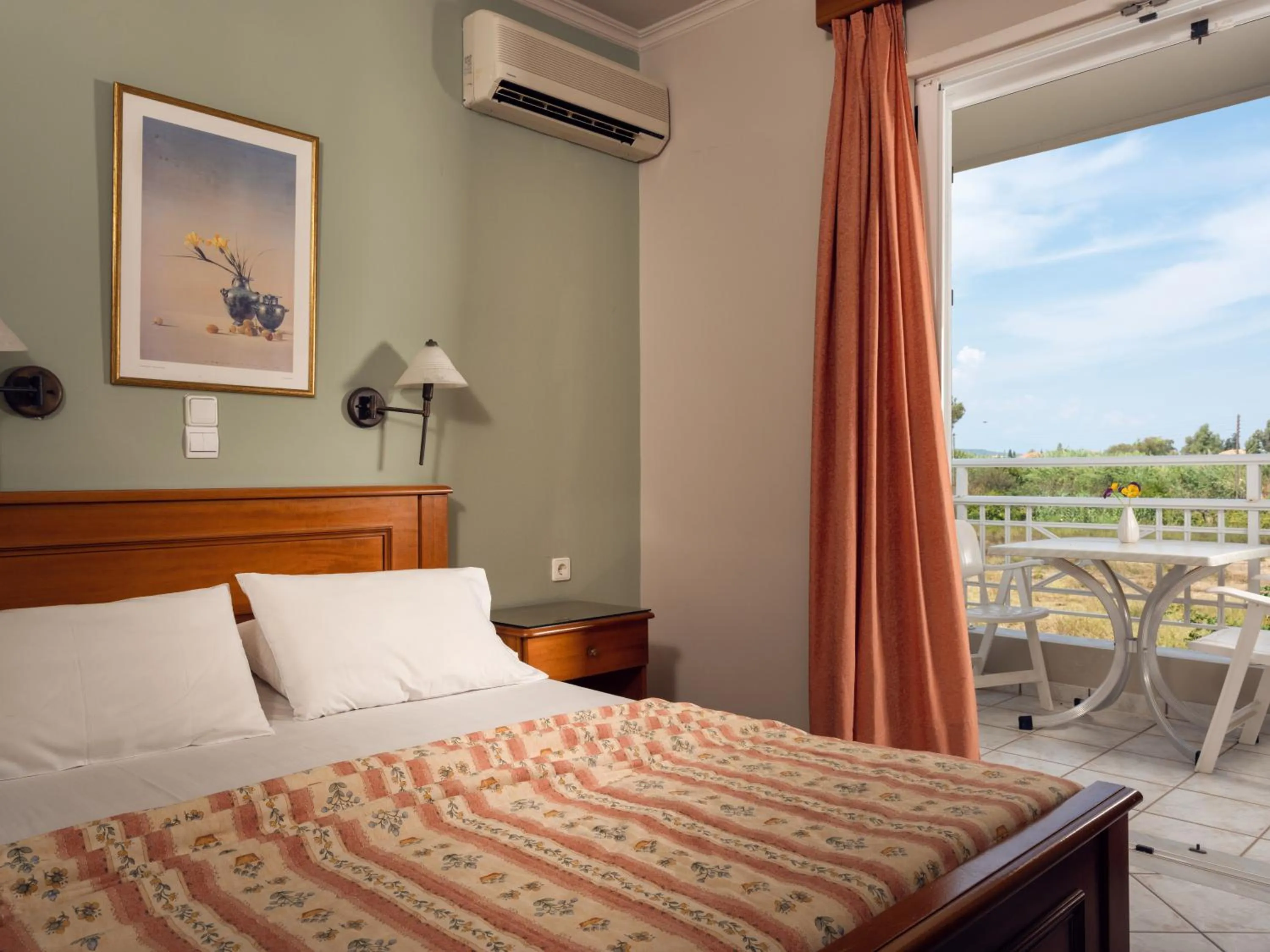 Bed in Villa Maria Laganas