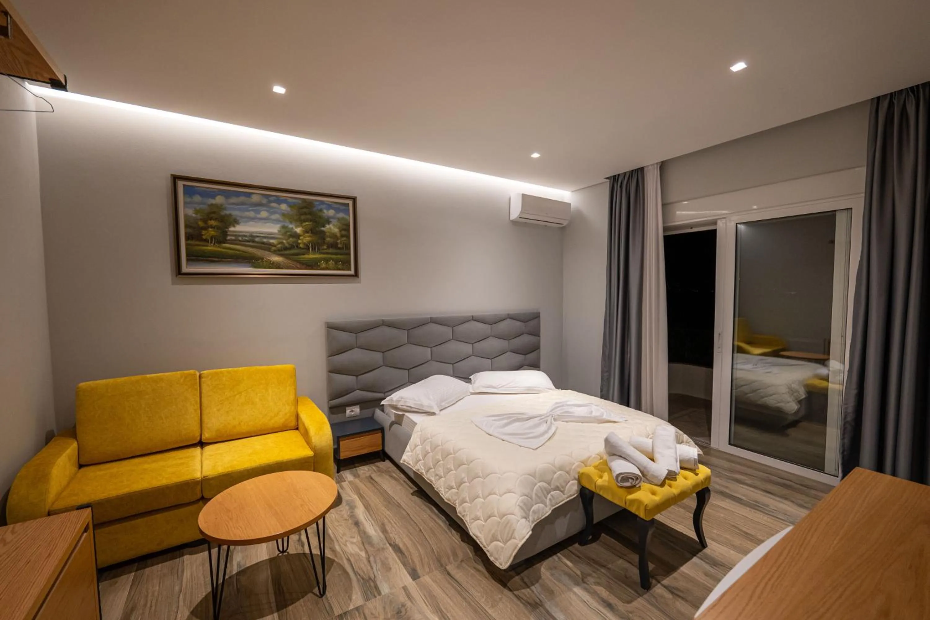 Sunkised Hotel