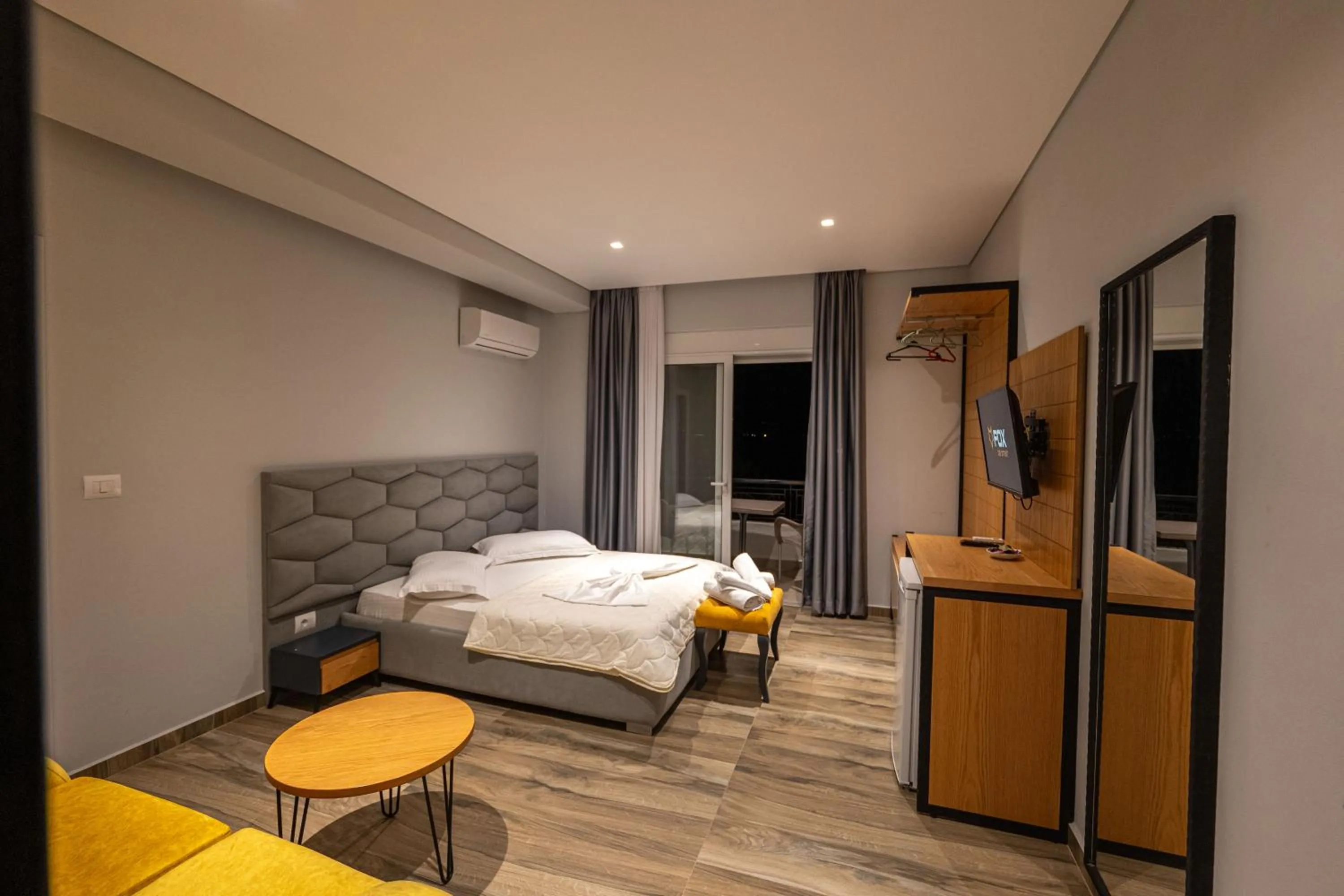 Sunkised Hotel