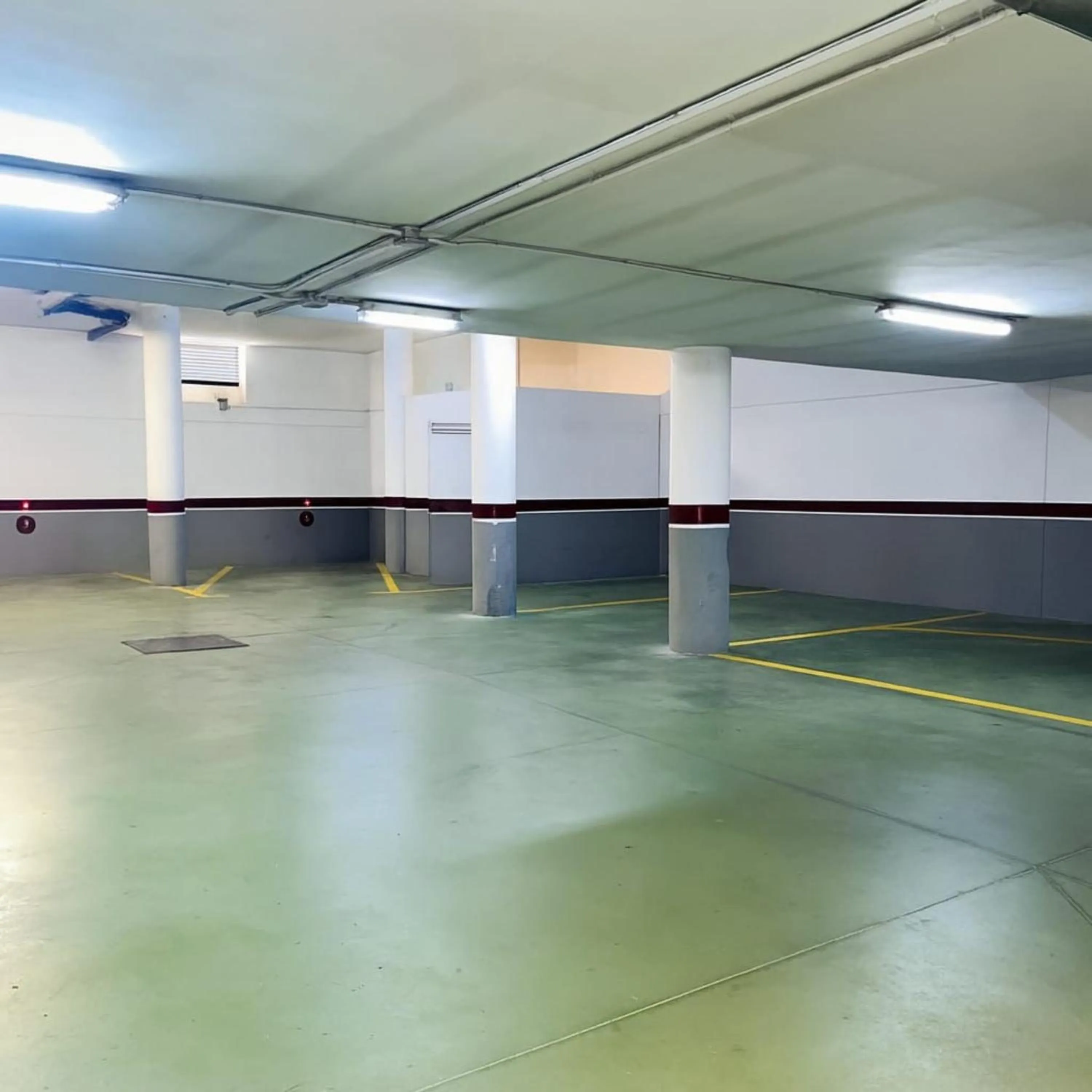 Parking in Hotel Equo Aranjuez