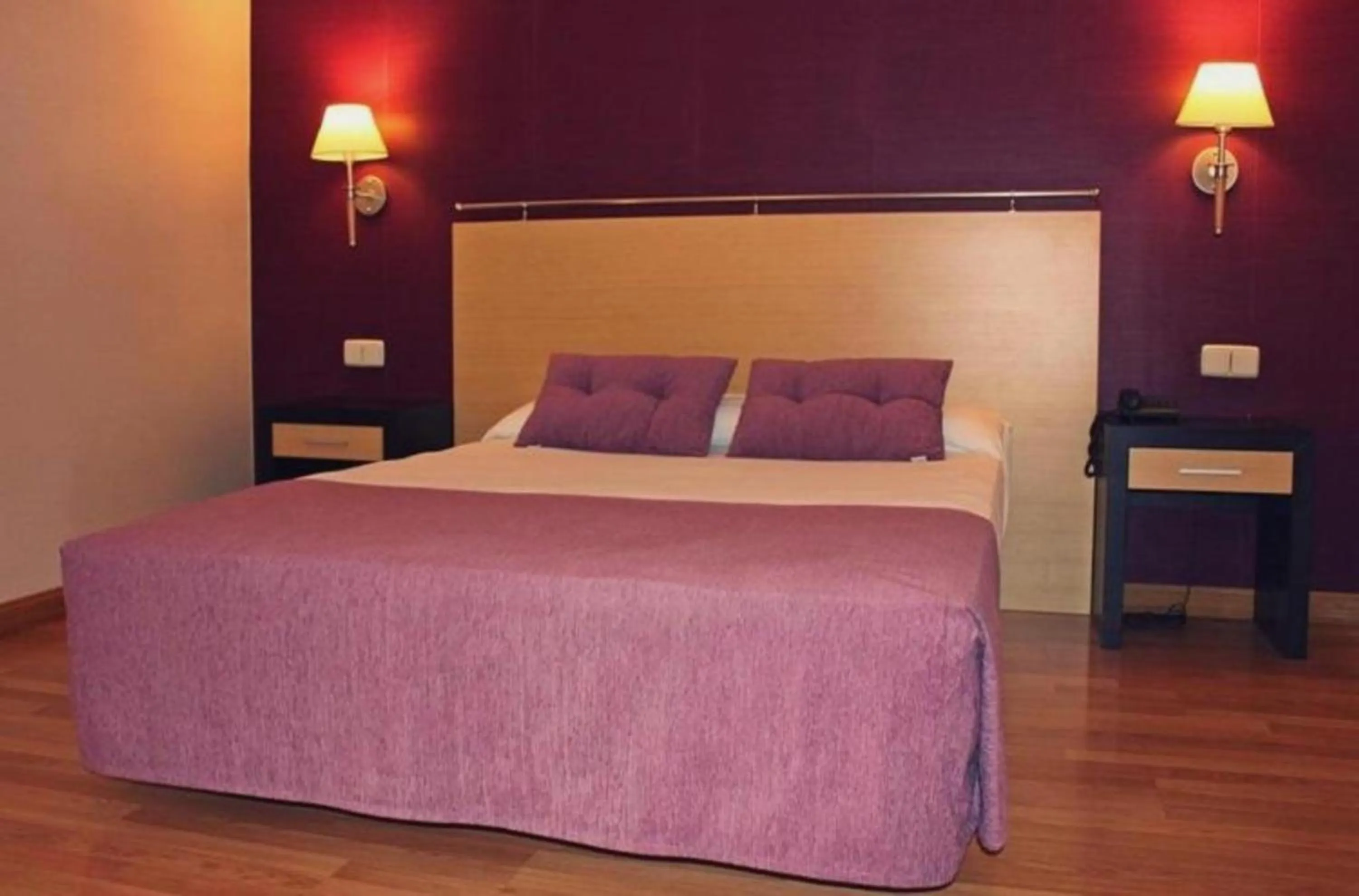 Bed in Hotel Equo Aranjuez